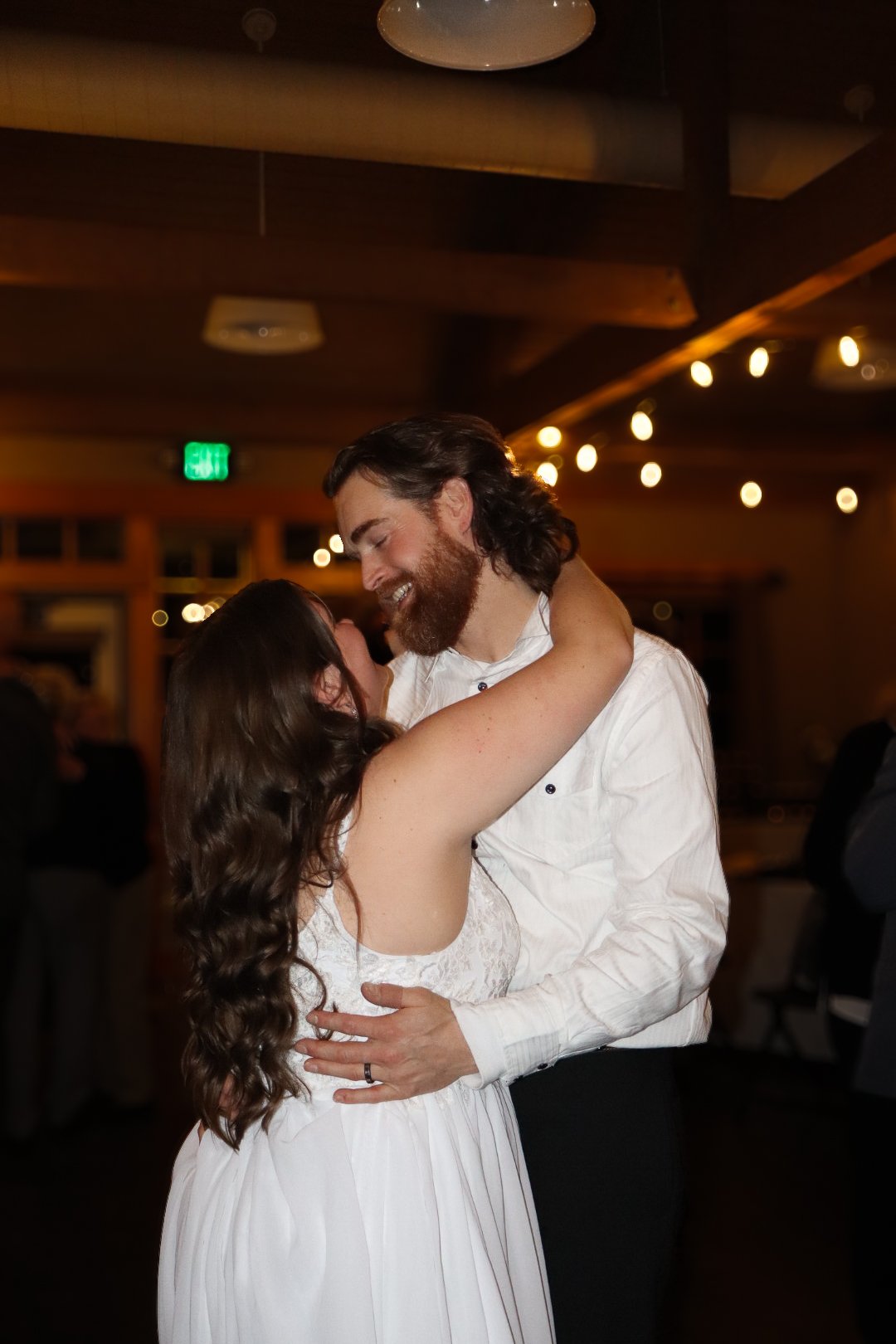 Cheap weekday wedding photographer