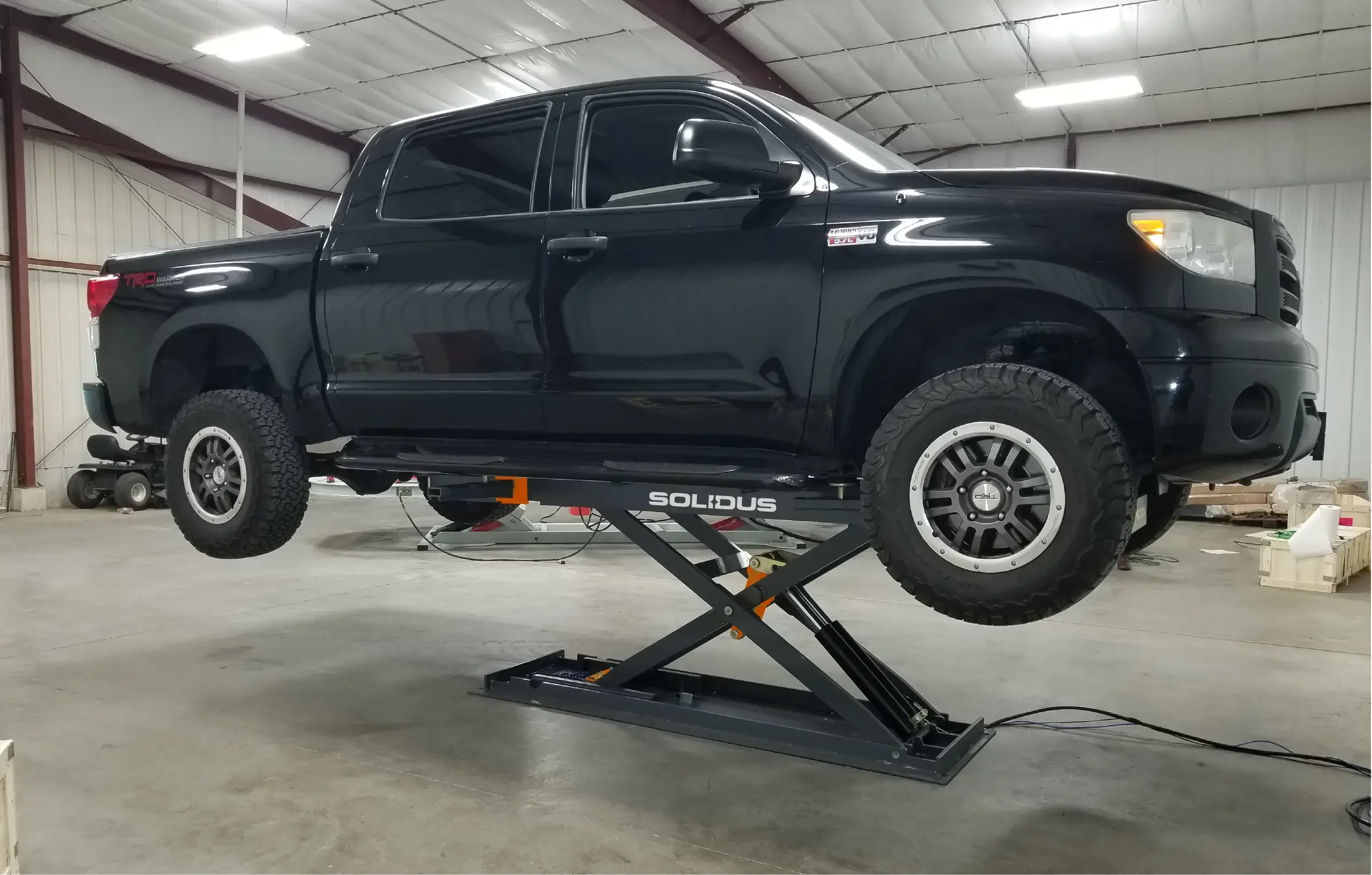 Express Bench Solidus In a Automotive Body Shop