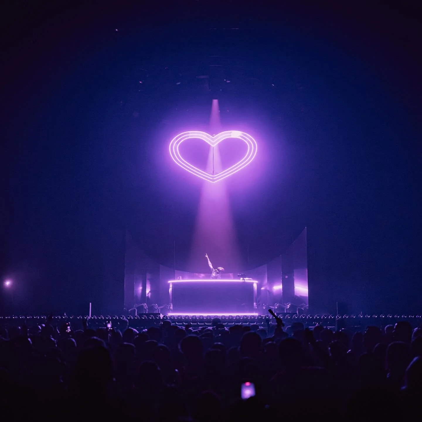 ALLY PALLY!! ✅
Big shoutout to @jyoty for having me, so prada u, what an inspiring and unforgettable night🫶🏾‼️