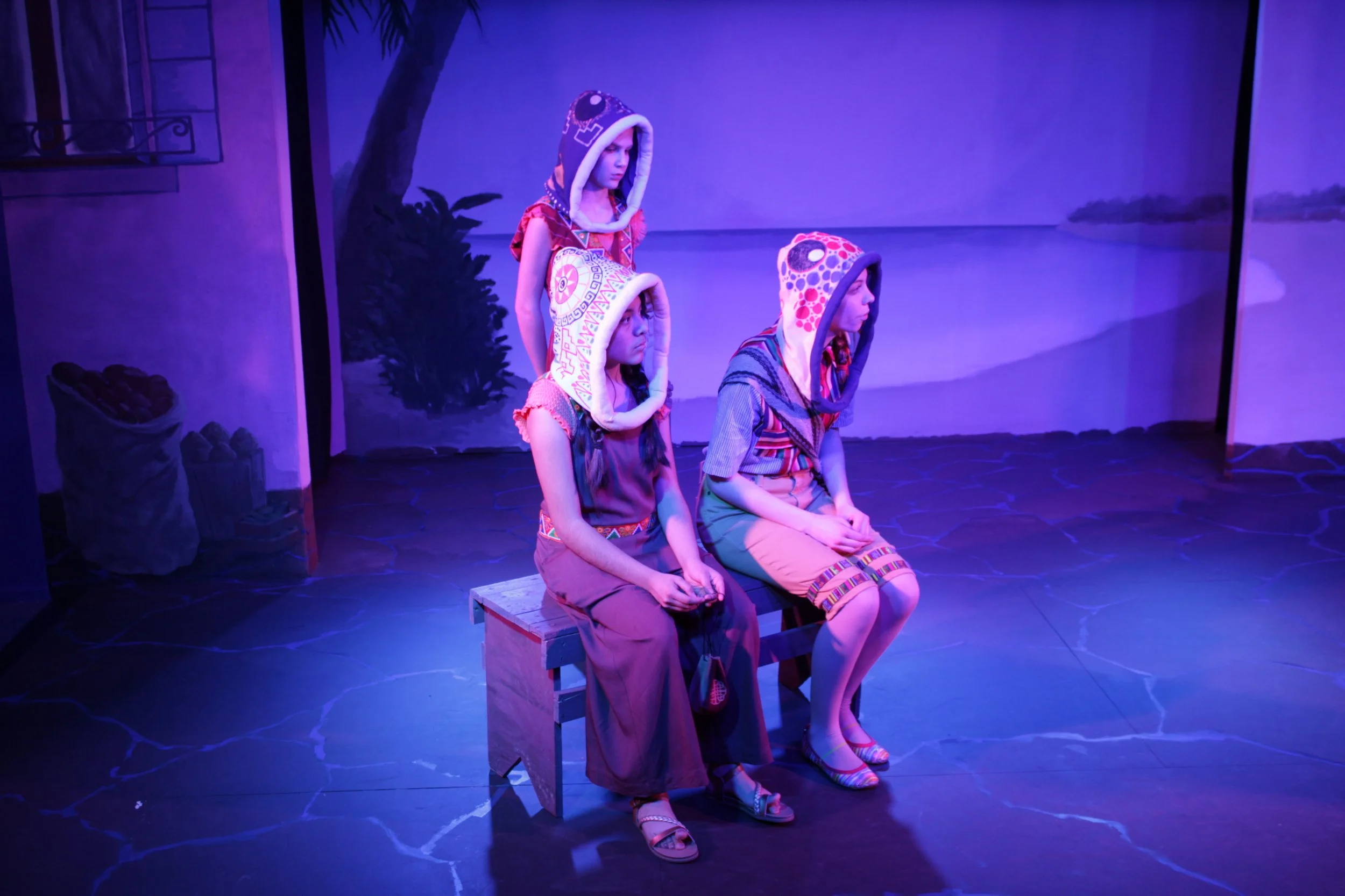 Julieta, Juancito and Dani as fish