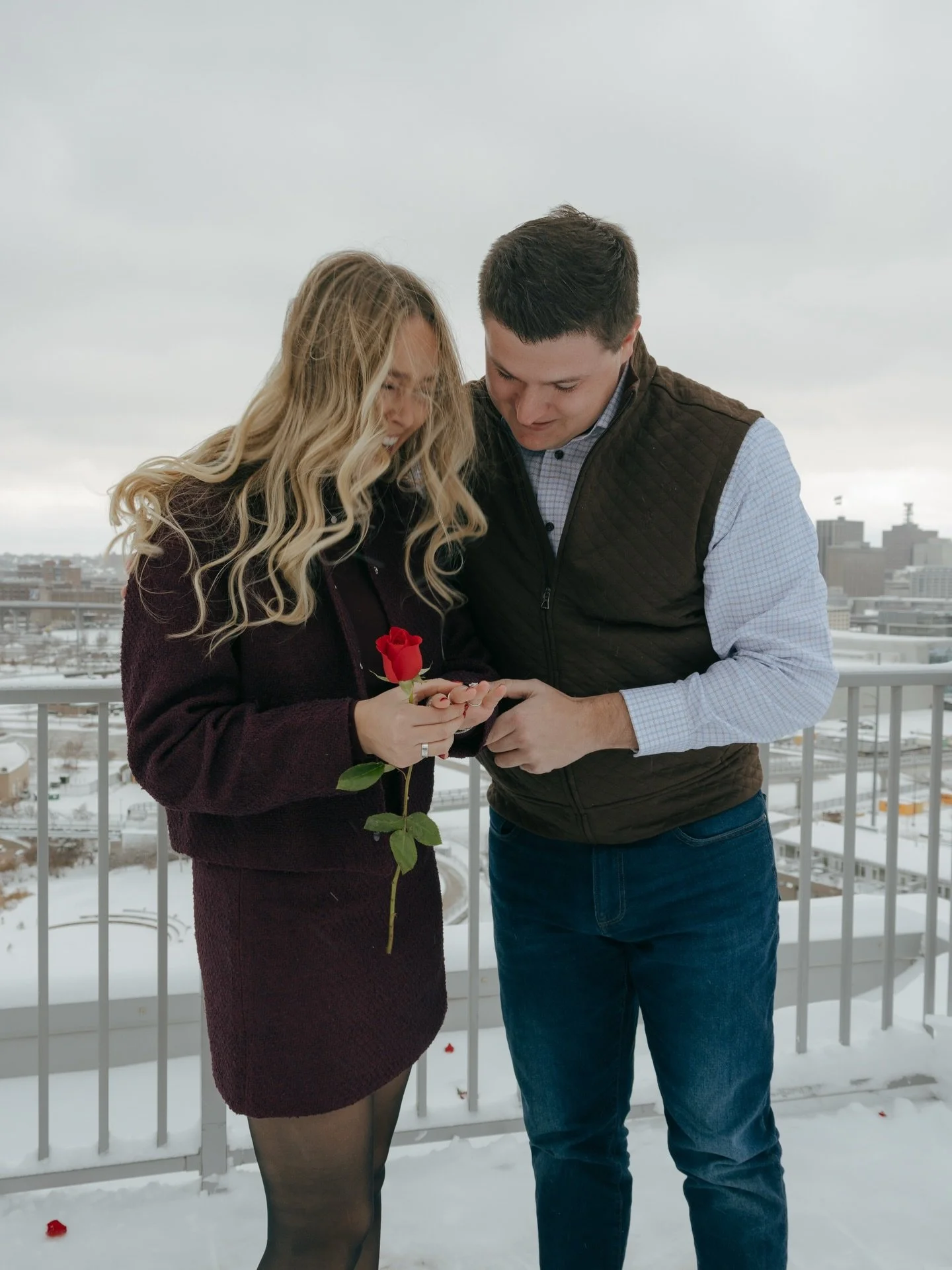 Today&rsquo;s surprise snow had me thinking of this incredible day for A + I 🤍🥂

#proposalphotographer #proposalphotos #omahaproposalphotographer #nebraskaproposalphotographer #engagementphotographer