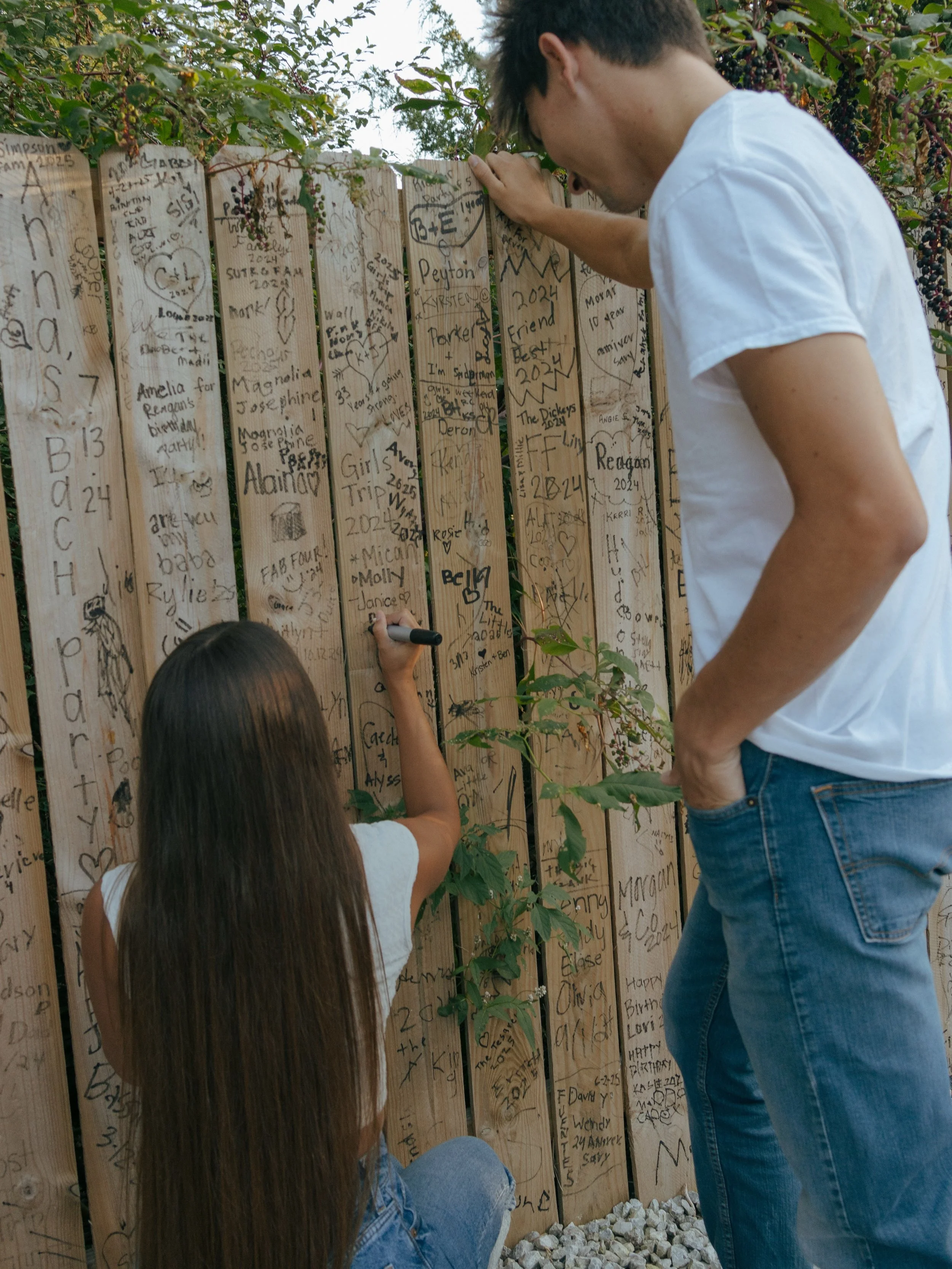making summer memories together 💫 

#couplesphotos #couplesphotographer #couples #cinematicphotographer #storytellingphotographer