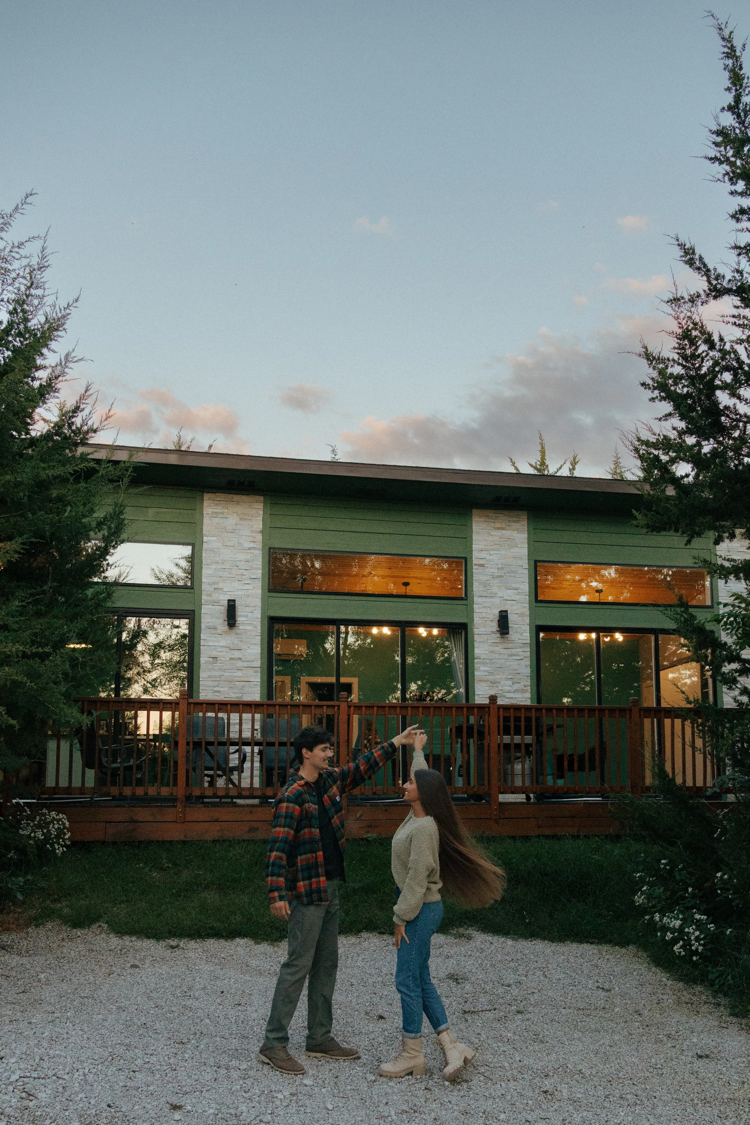 Danah + Ryan Golden Hour Session at Kimberly Creek Retreat