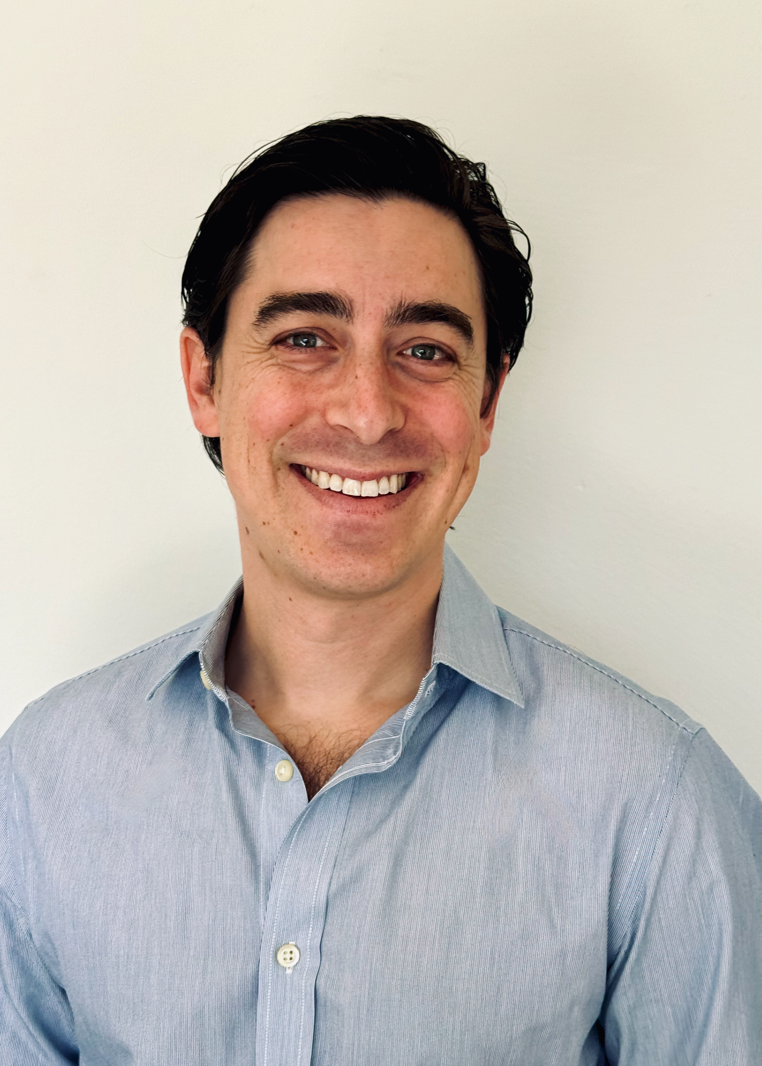 Dylan Solomon headshot