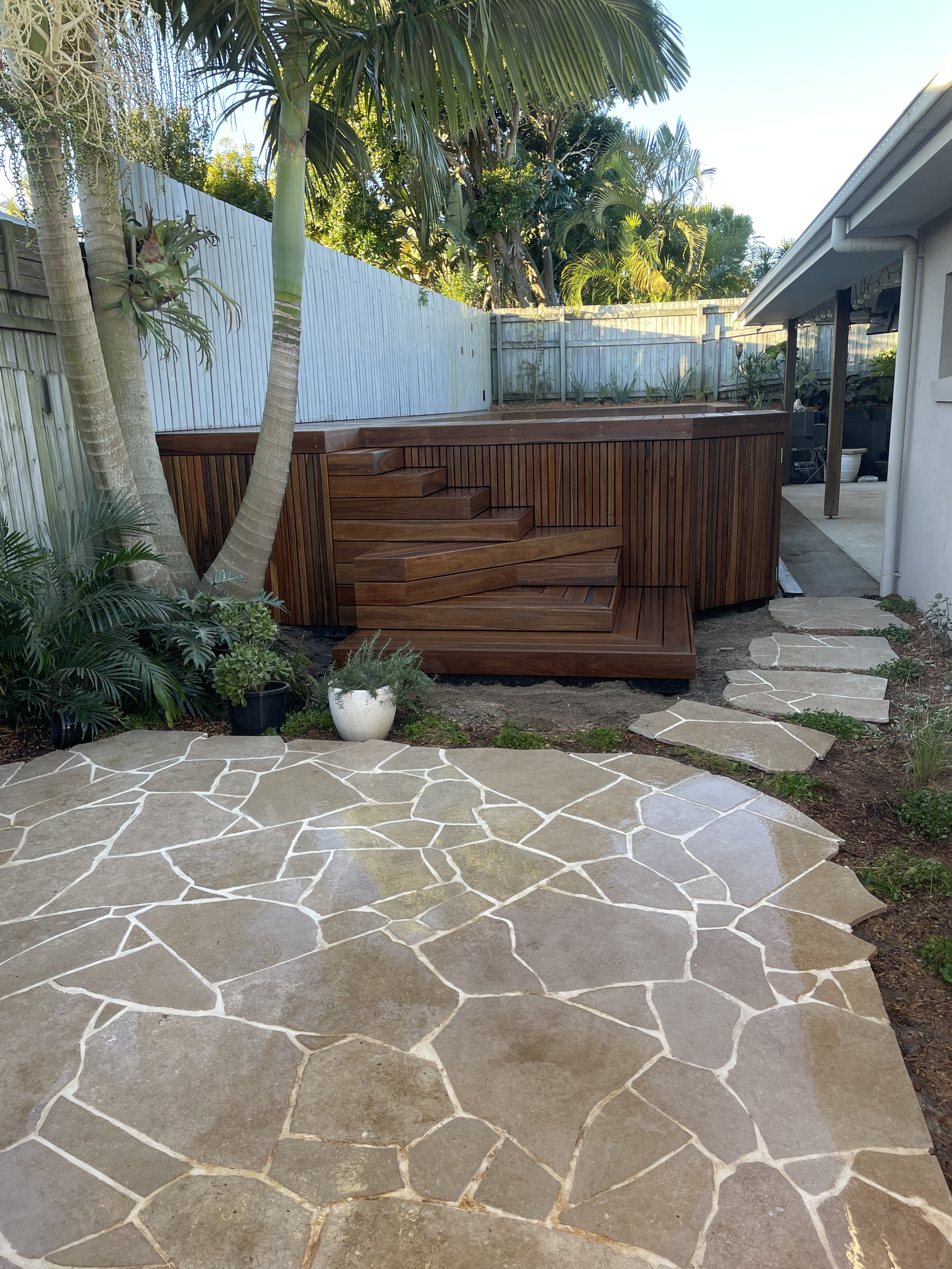 blackout stairs, deck and screen with crazy paving entertainment area