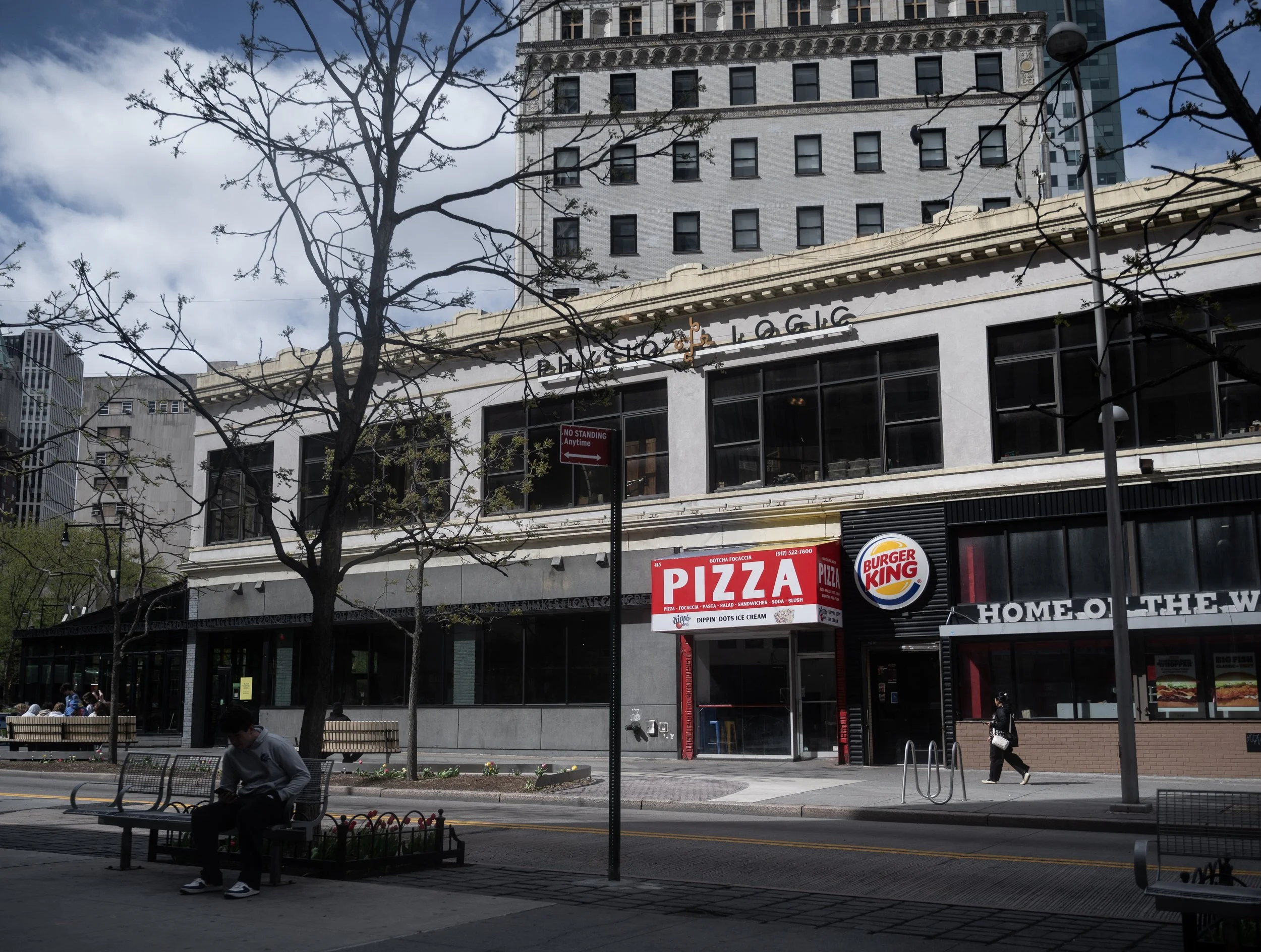 353° SE
40°41’32’’ N 73°58’16’’ W

50ft 

04/27/25

348 Fulton Street
Brooklyn, NY 11201
United States