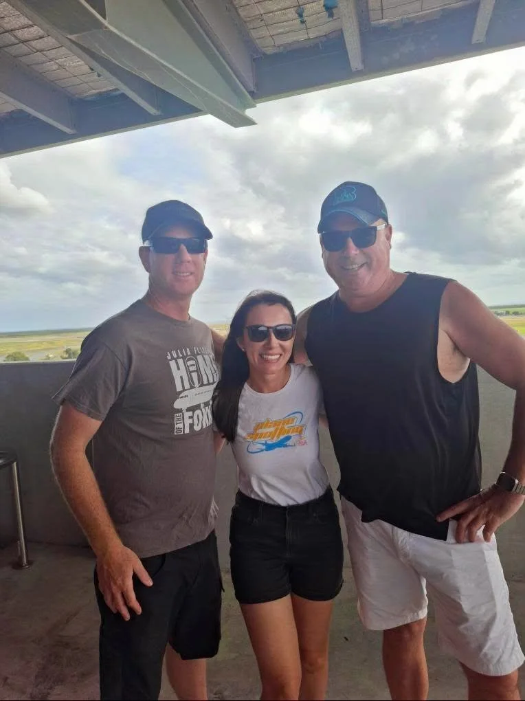 Viewers meeting Julia at the airport