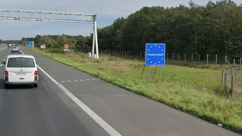 Suppression de l’Eurovignette aux Pays-Bas : Le piège technologique du 1er juillet 2026.