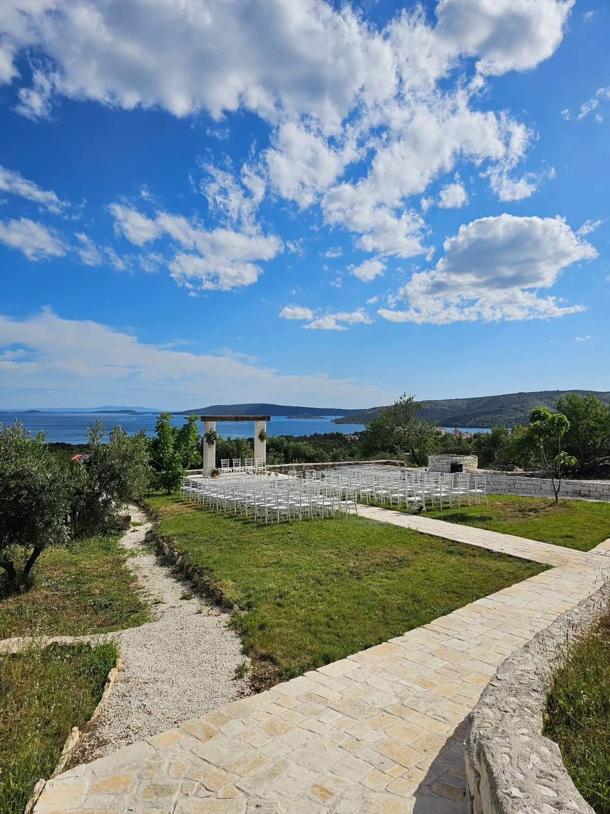 Vrt za ceremoniju (2).jpeg