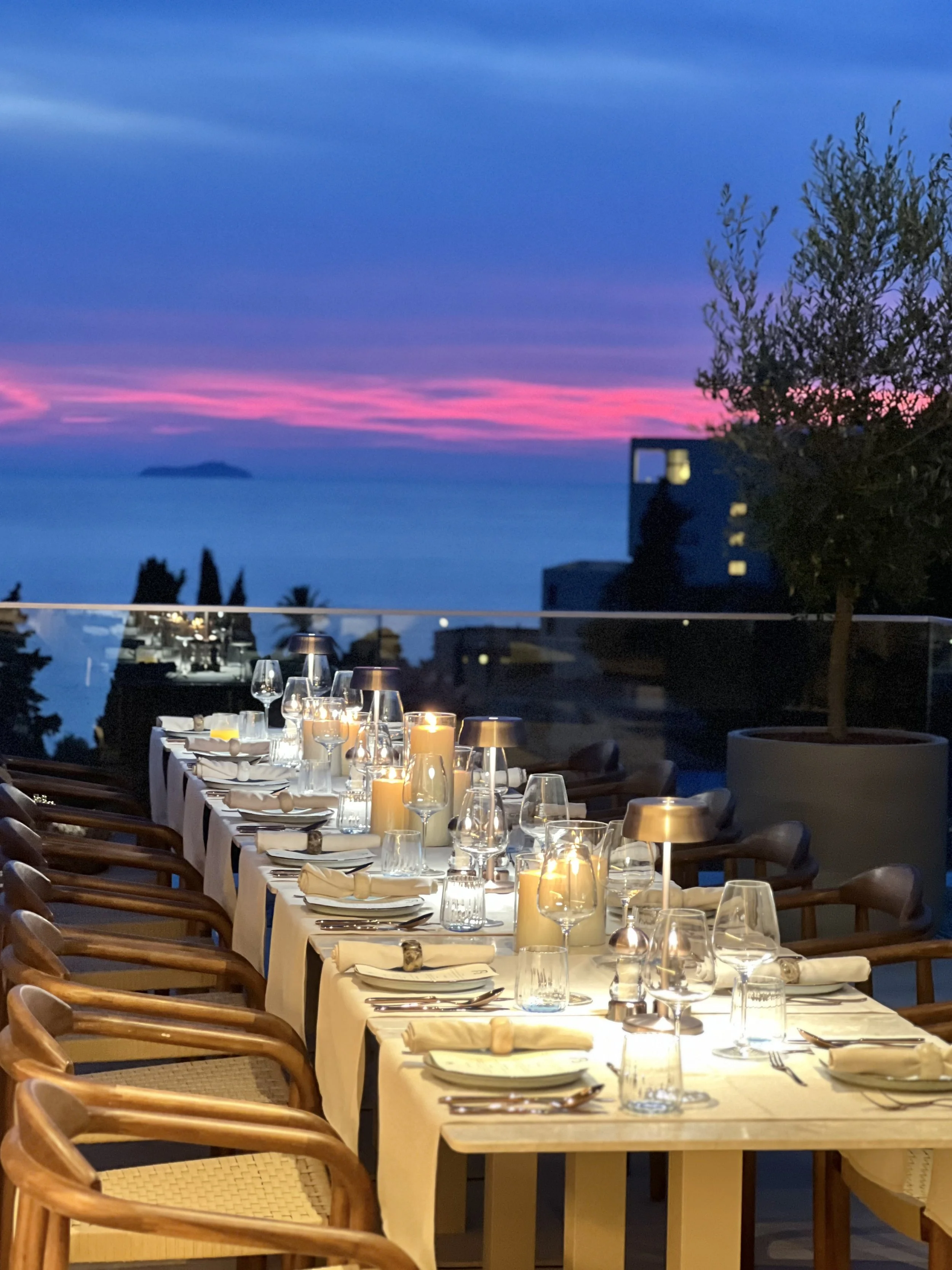 Val Rooftop Restaurant & Bar 6.jpg