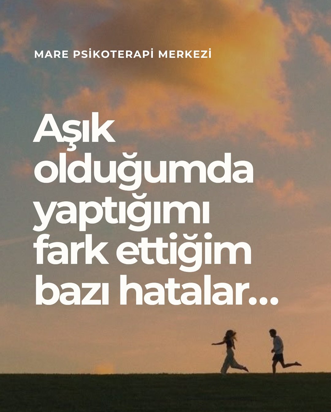 Aşık olmak&hellip; Ne g&uuml;zel değil mi? 💫
Ama bazen birini sevmeye başladığımızda, fark etmeden kendimizi sevmeyi geri plana atabiliyoruz.

Aşıkken farkında olmadan yaptığımız bazı davranışları ve bunun bizdeki etkilerini sizinle paylaşmak istedi