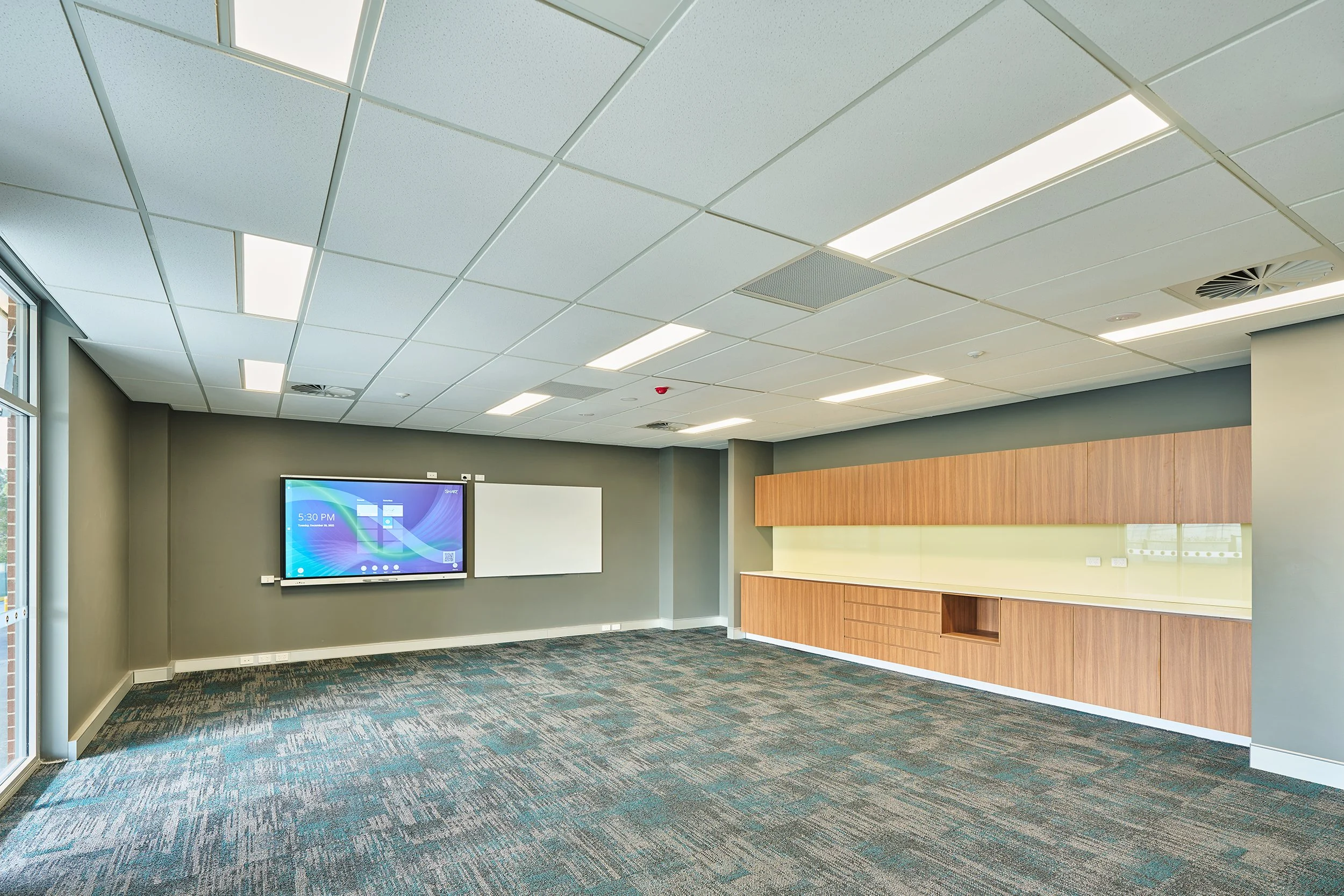 Al fasial college library 26.jpg