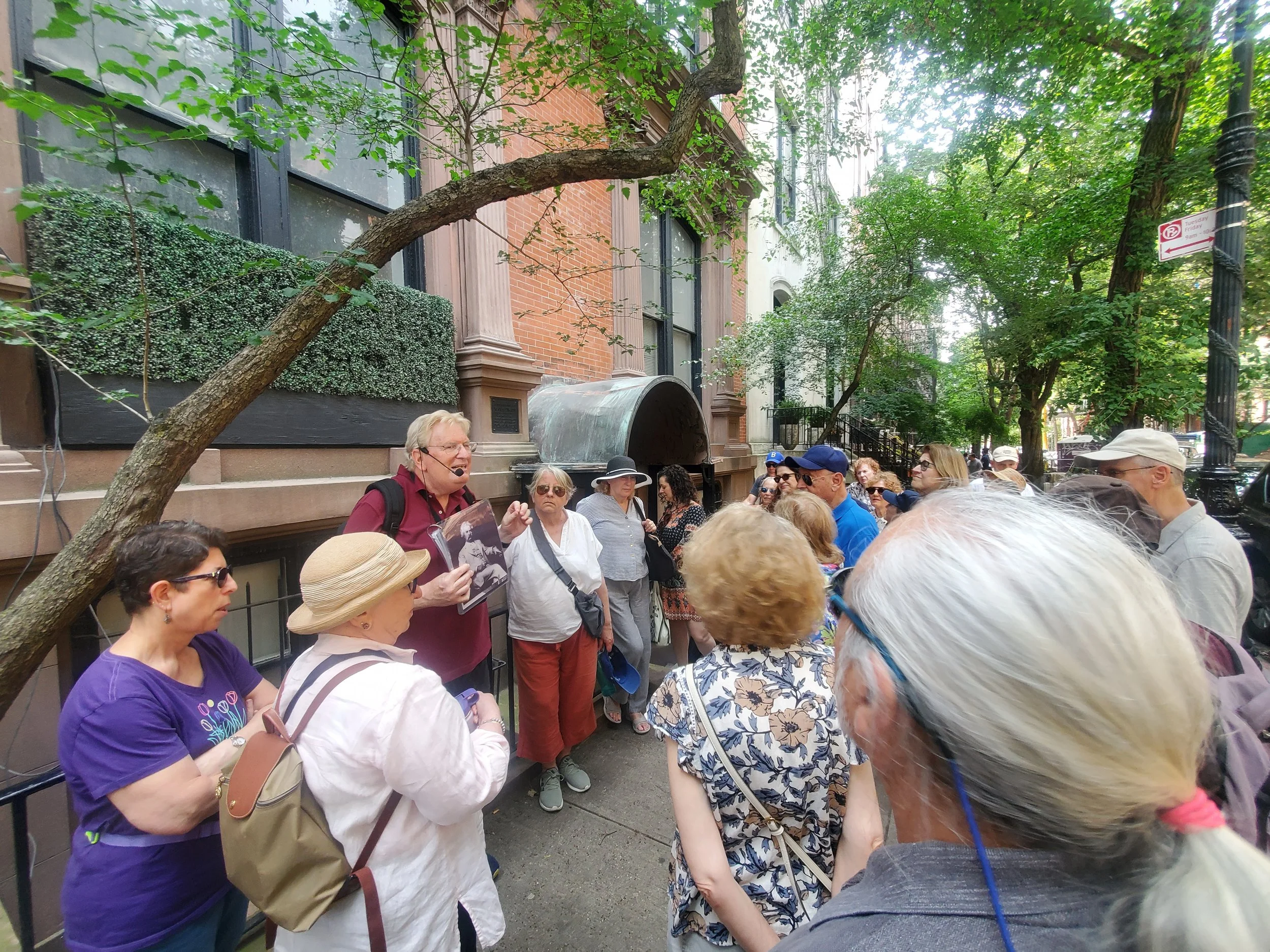 Brad Shaw leading Lower East Side Conservancy tour