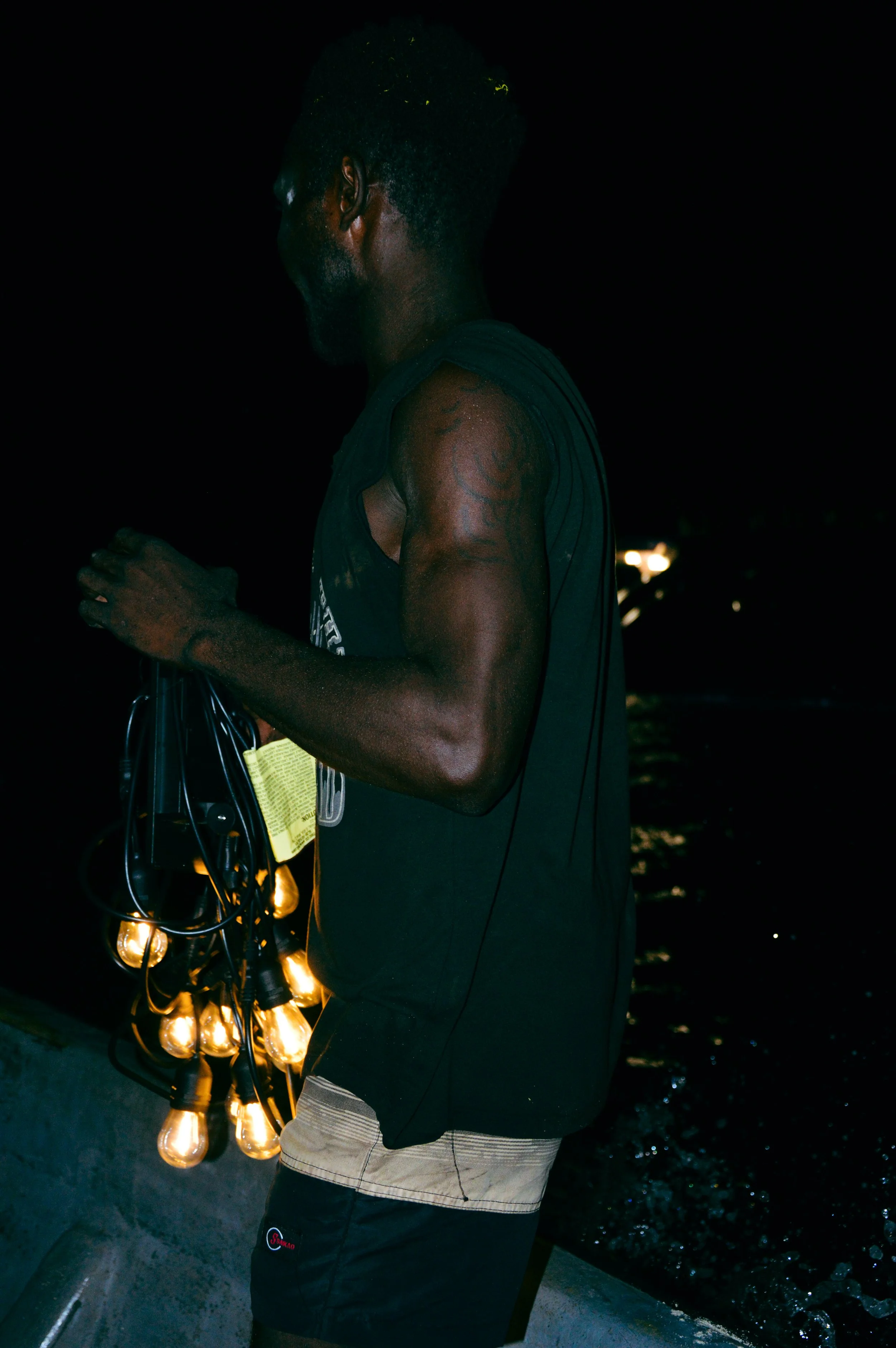 Midnight Taxi, Tunnung Island