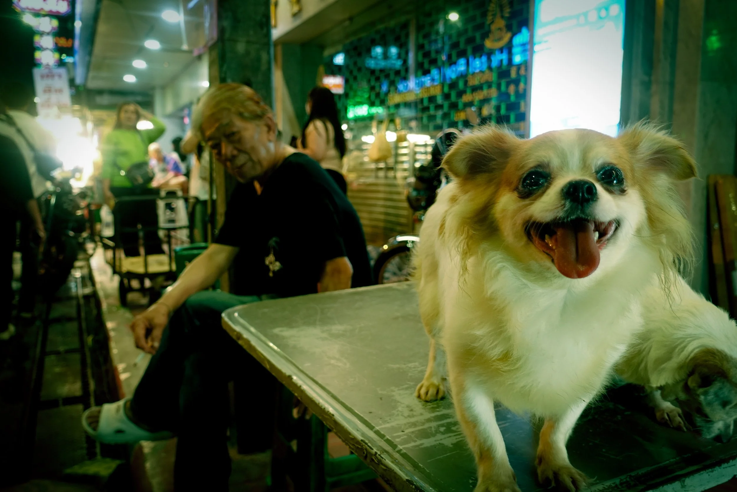 Forced to Smile , Yaowarat Road