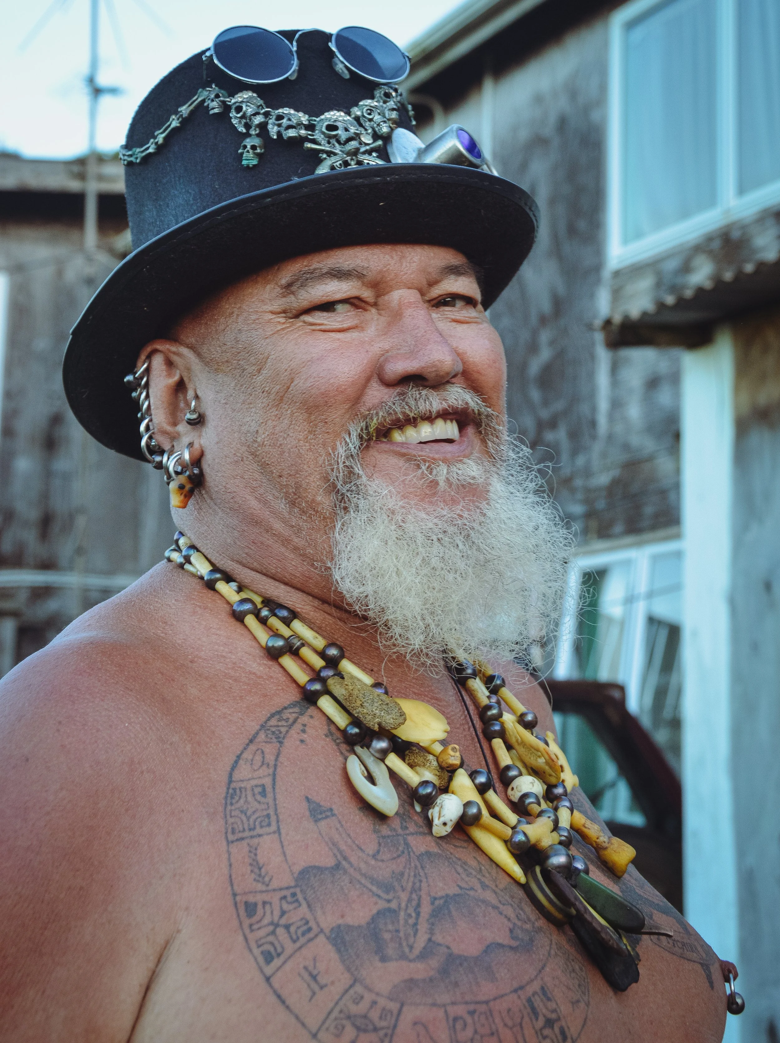 Pirate Pawl Warren, Fletcher Descendant, Whale's Tooth Bar