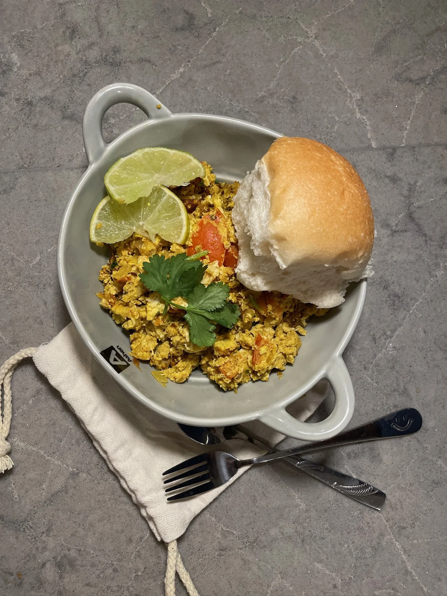 Egg Fry/Mutta Bhurji/Podimas