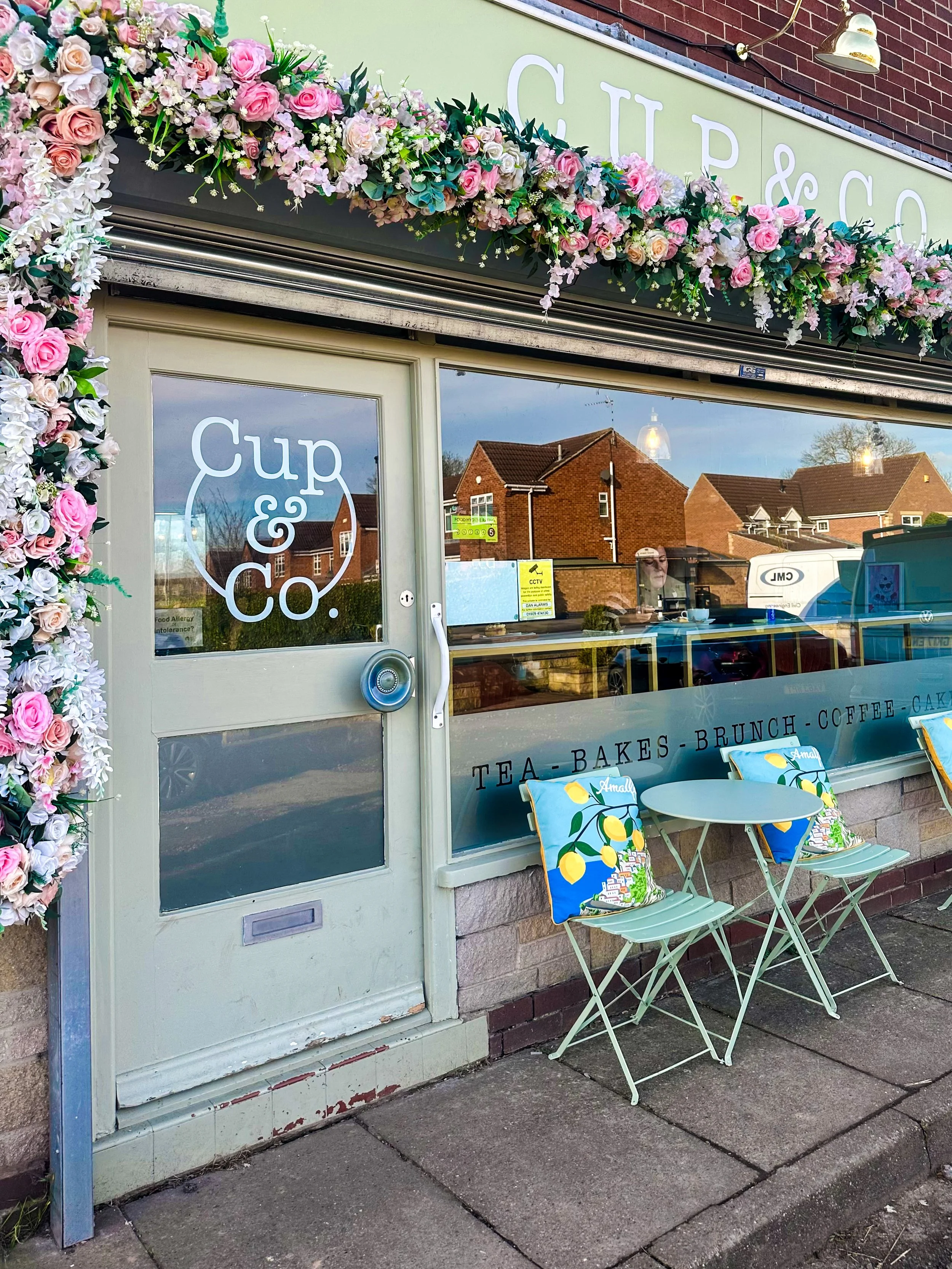 Cup&Co front 4.JPG