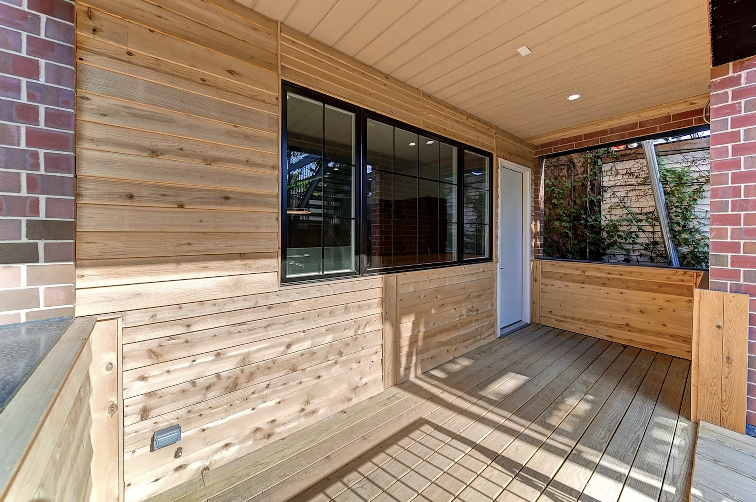 1739 W. Julian
