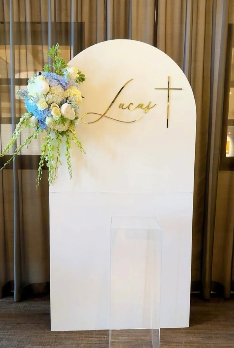 Name Sign 12-18"