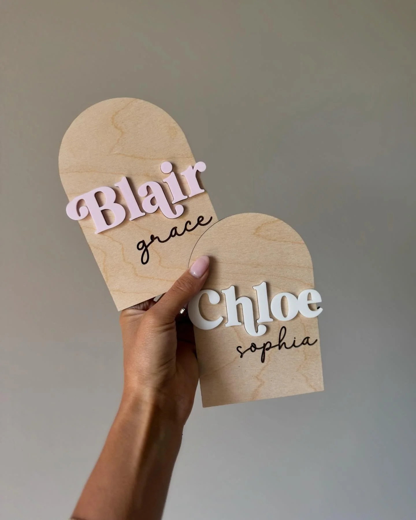birth name announcement plaque- pack this in your hospital bag 🤍