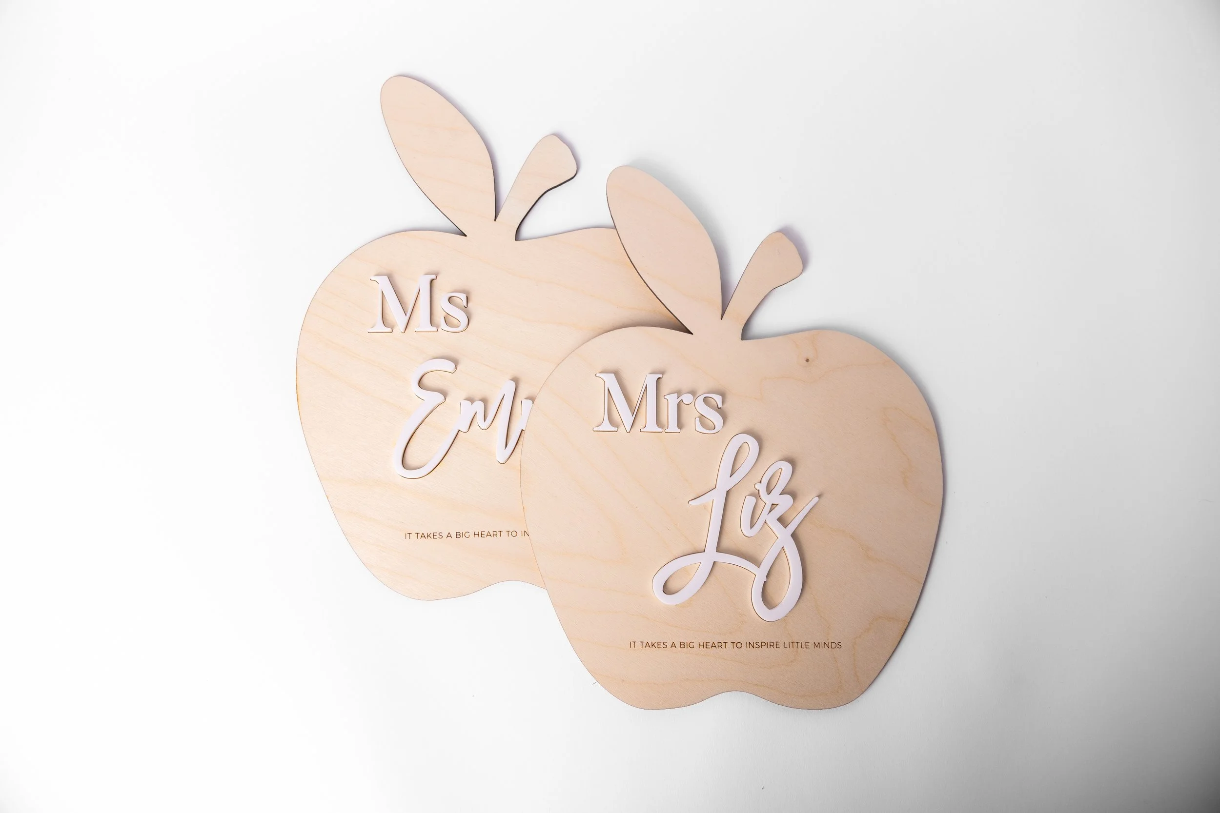 Apple Plaque
