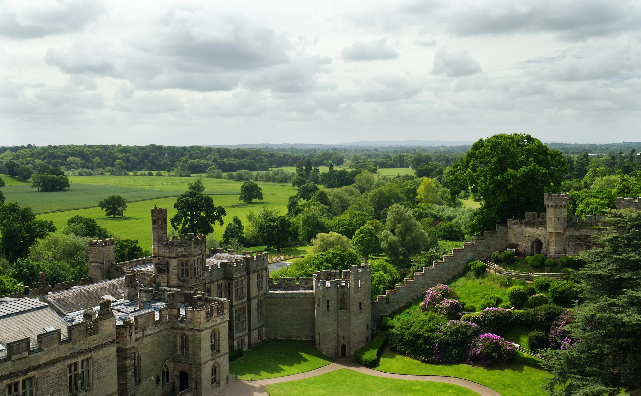 Warwick Castle.jpg