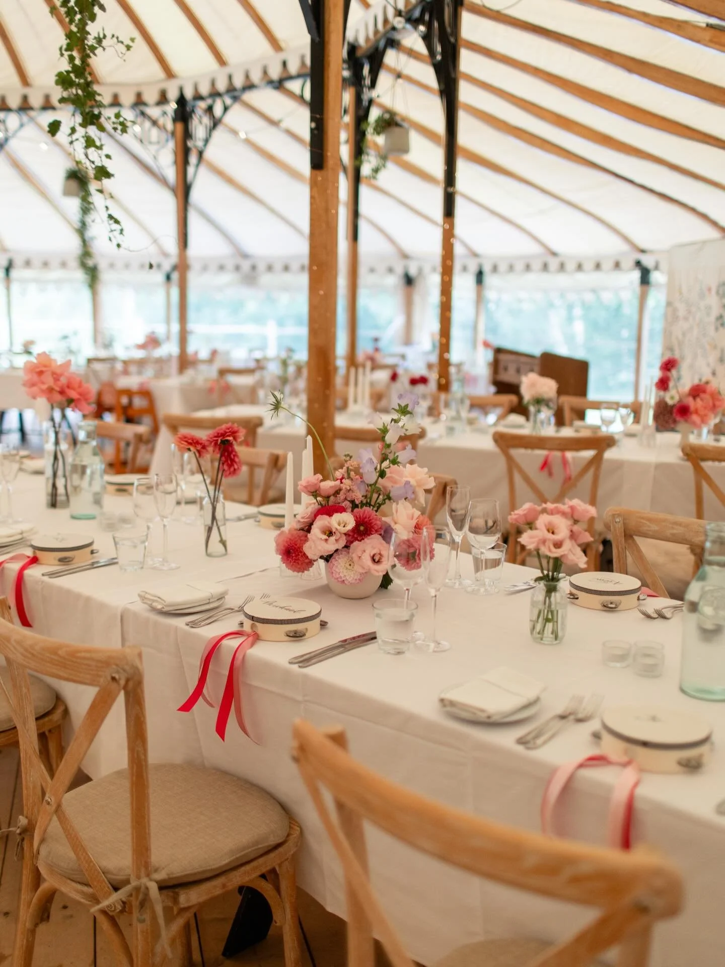 Your wedding breakfast is where you&rsquo;ll spend a large part of your special day. t&rsquo;s your first chance to unwind, catch up with guests, eat and drink, and enjoy the speeches❤️

That&rsquo;s why we believe it&rsquo;s one of the best places t