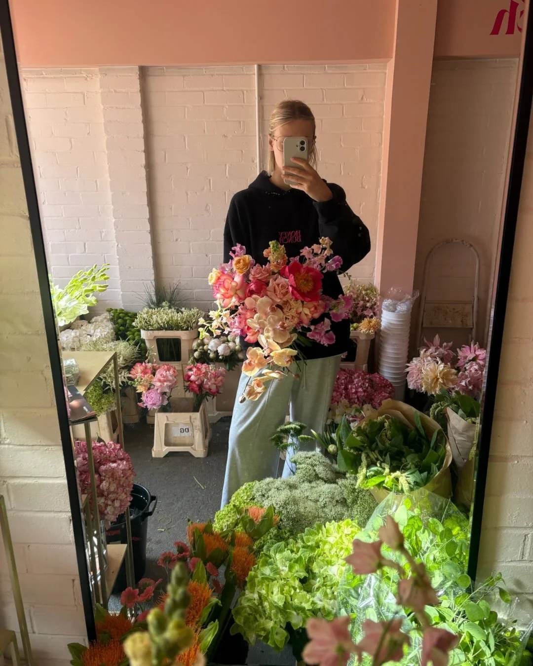 Back in the studio this month and we couldn&rsquo;t be more excited! After a long winter, we can&rsquo;t wait unpack fresh blooms, roll up our sleeves, and get wedding season underway. Taking a look back at last season and how packed it was has broug