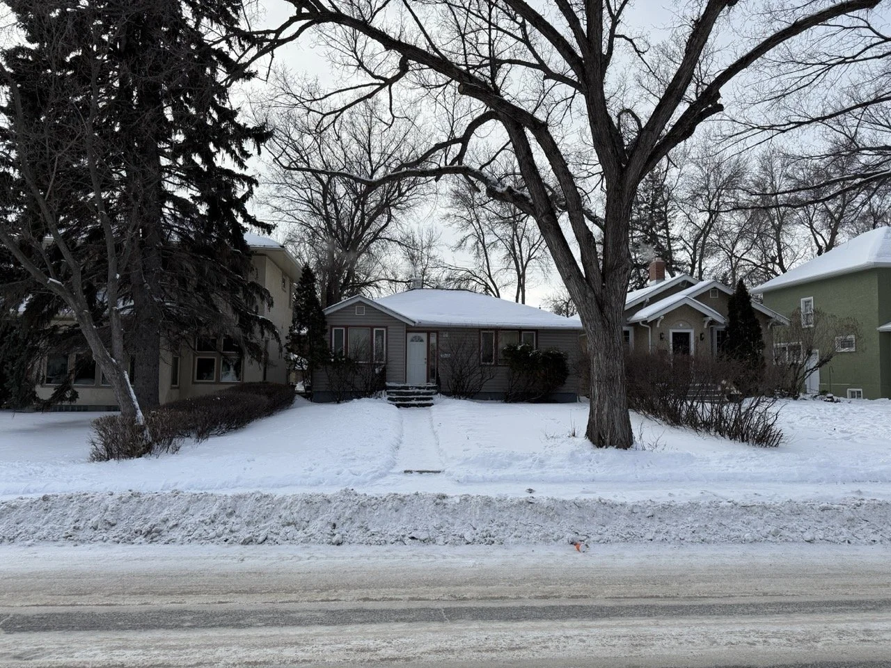 2711 Hill Ave (Lakeview)