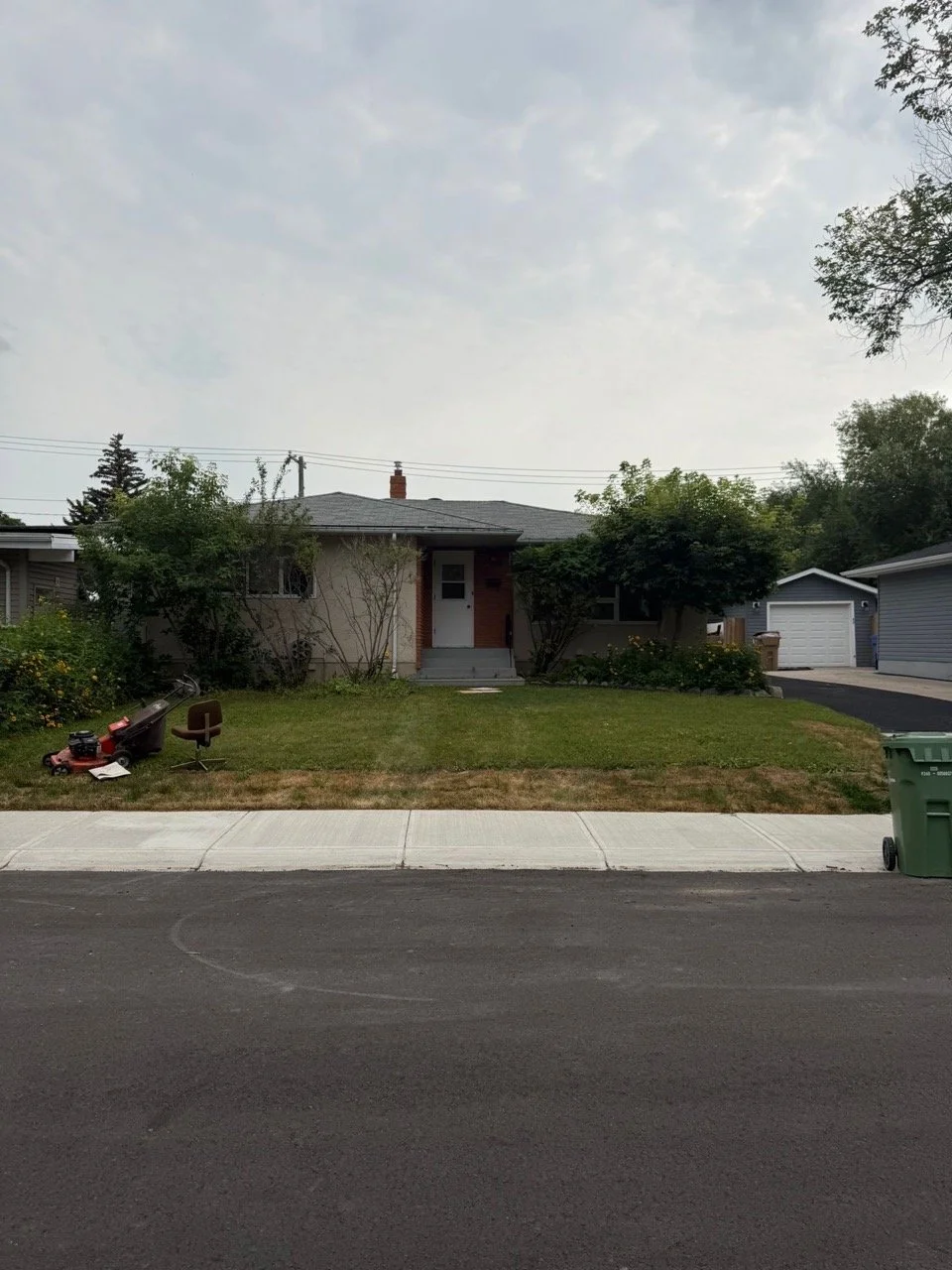 3619 Lakeview Avenue