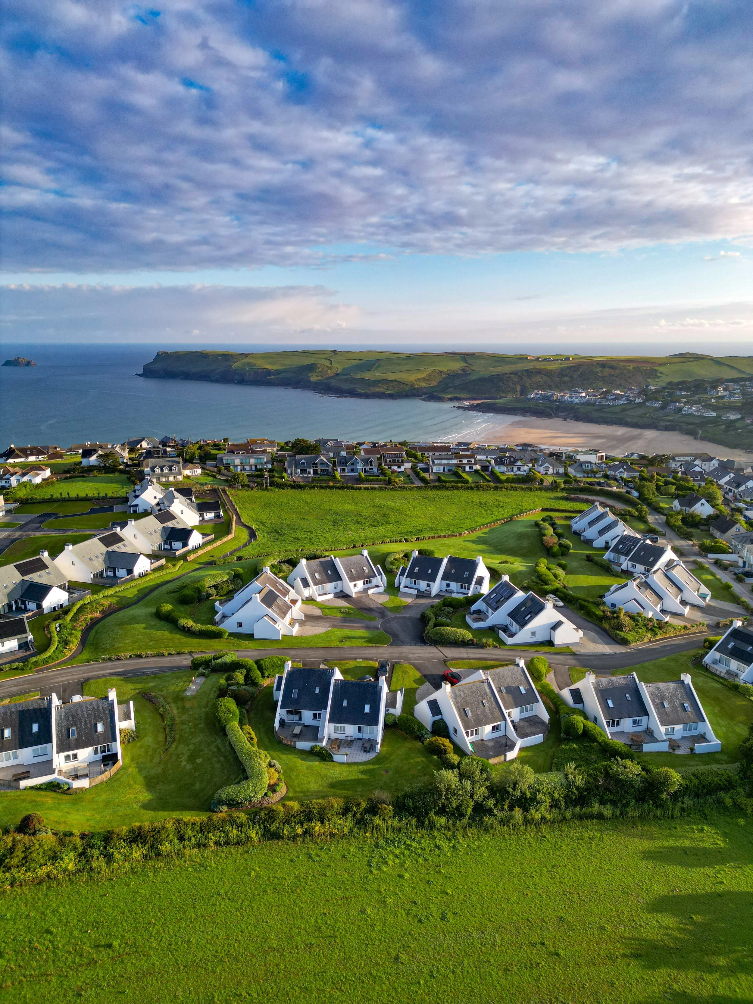 dji_fly_20260503_232508_882_1778137618586_photo.jpeg