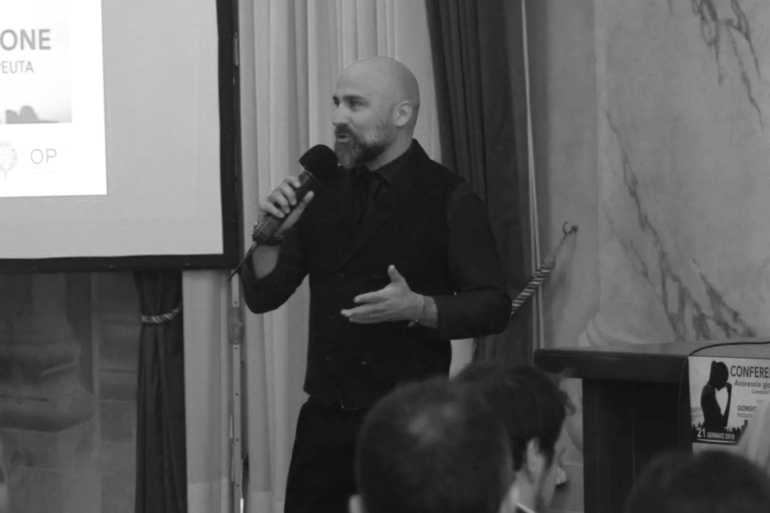 Il dr. Pagliai Marco alla Conferenza: ANORESSIA GIOVANILE Conoscerla e curarla (21 gennaio 2018, Vicenza)