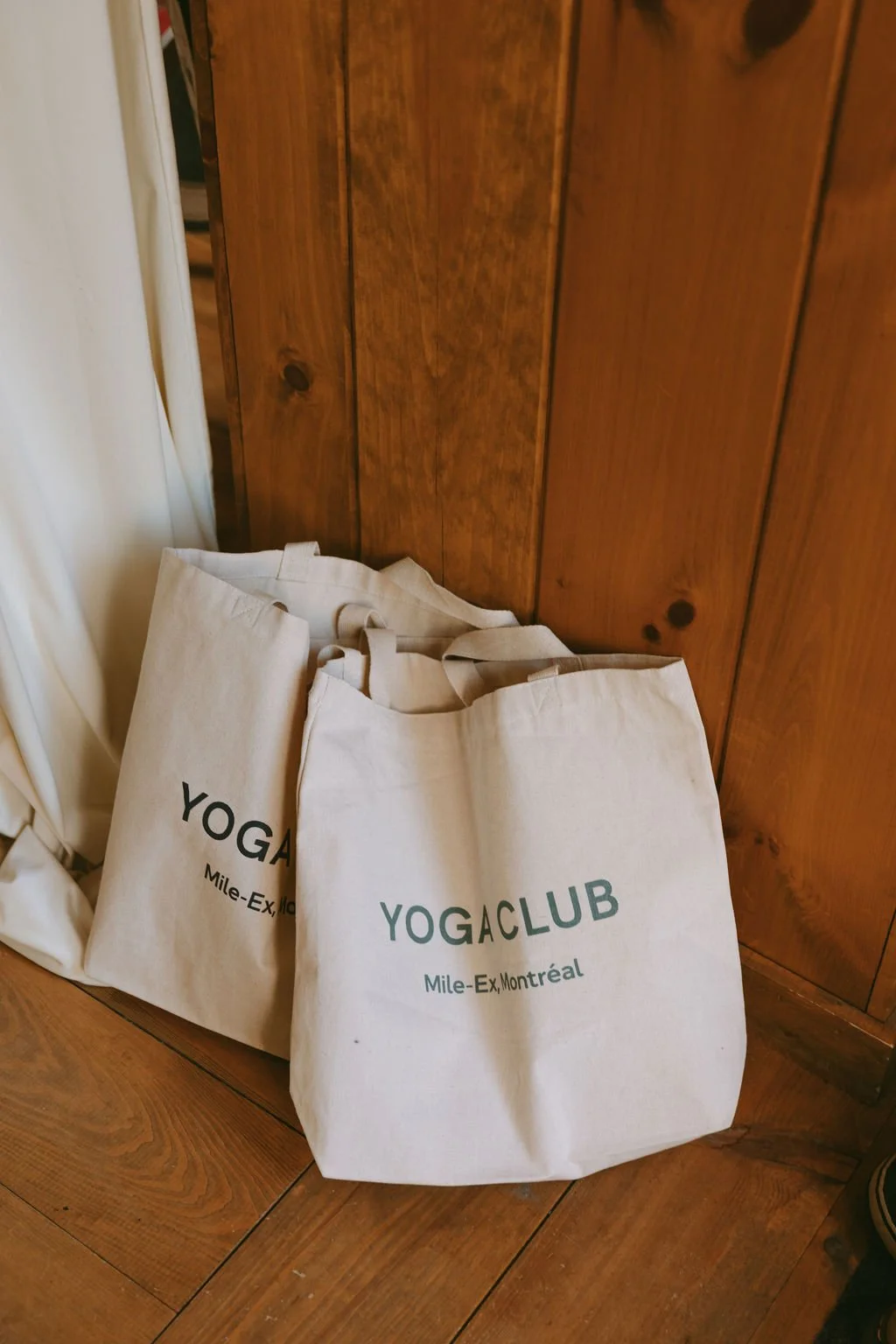 ©MagalieMassey-YogaClub-retraiteNov2025-6.jpg