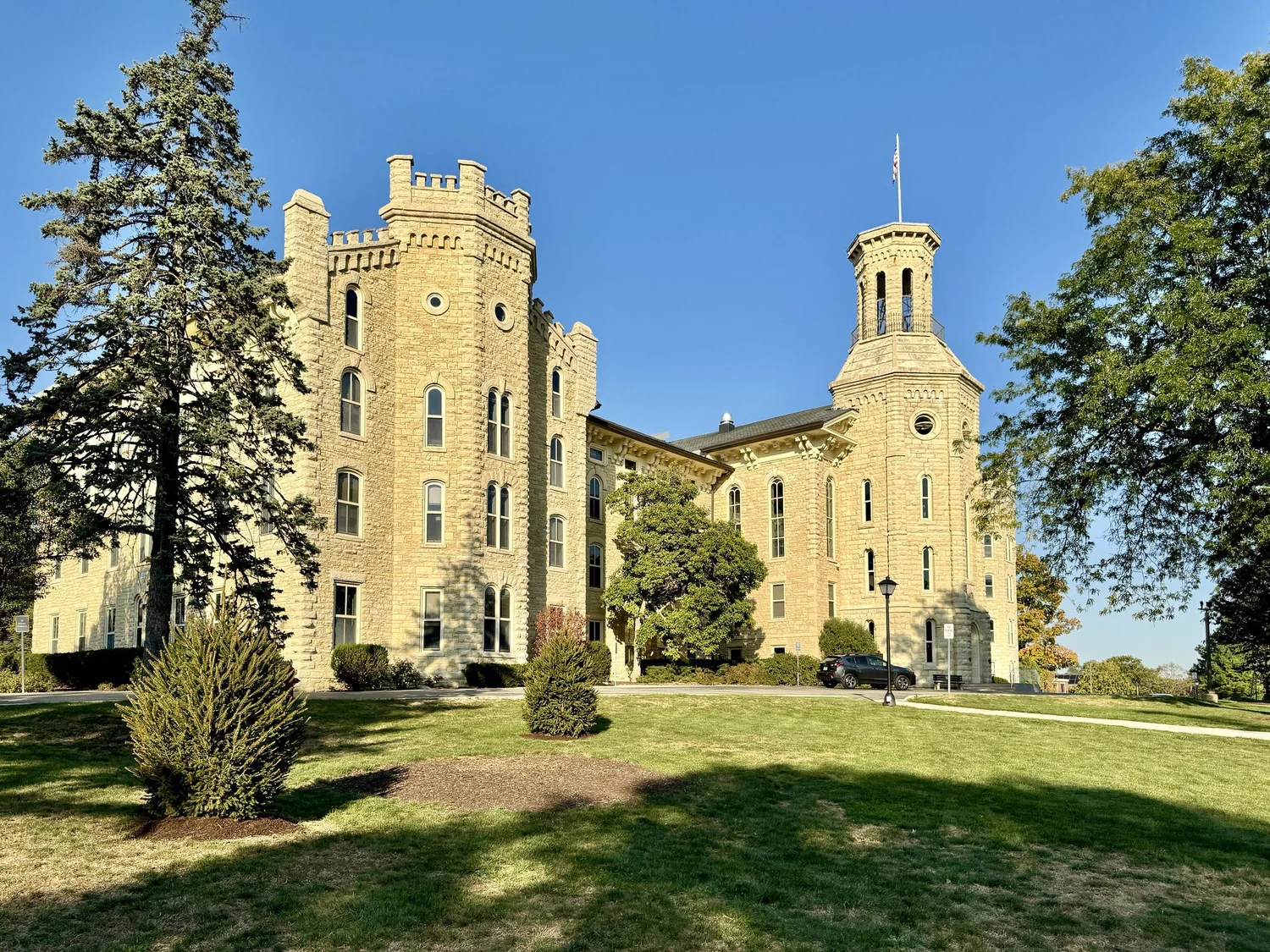 Blanchard Hall on the Wheaton College campus