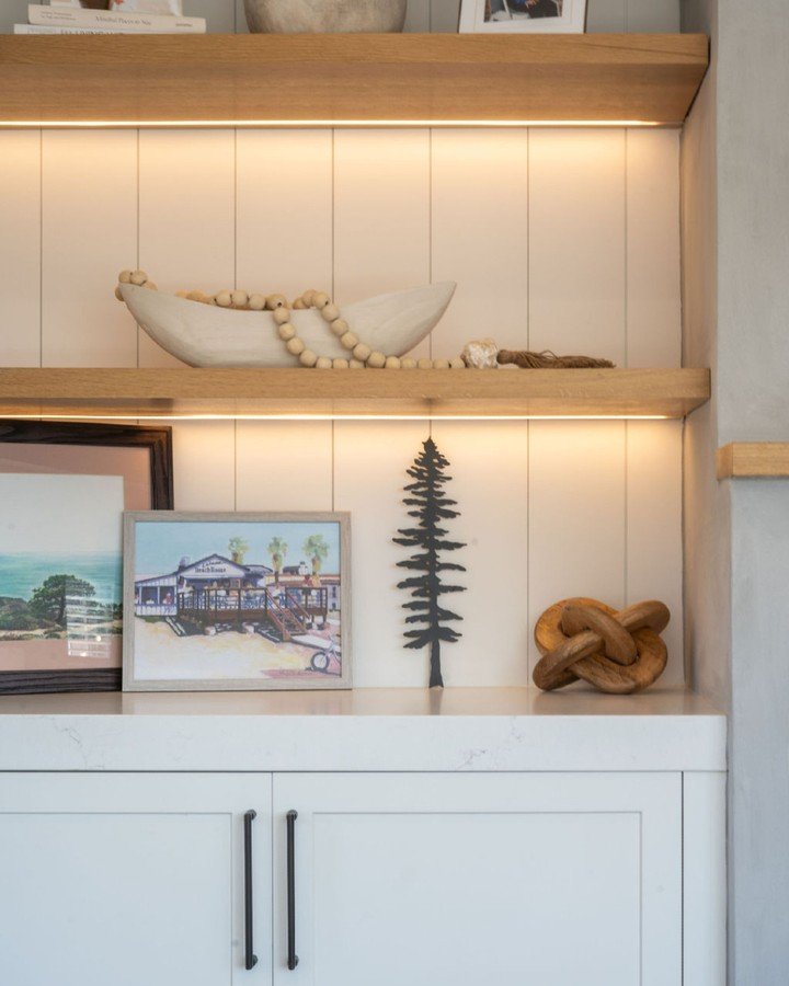 The magic is in the details you barely notice. ✨🏡

This Pacific Beach home proves that thoughtful design lives in the quiet moments

Integrated LED strips that make shelves glow, hidden storage tucked beneath benches, handmade tiles with perfect imp