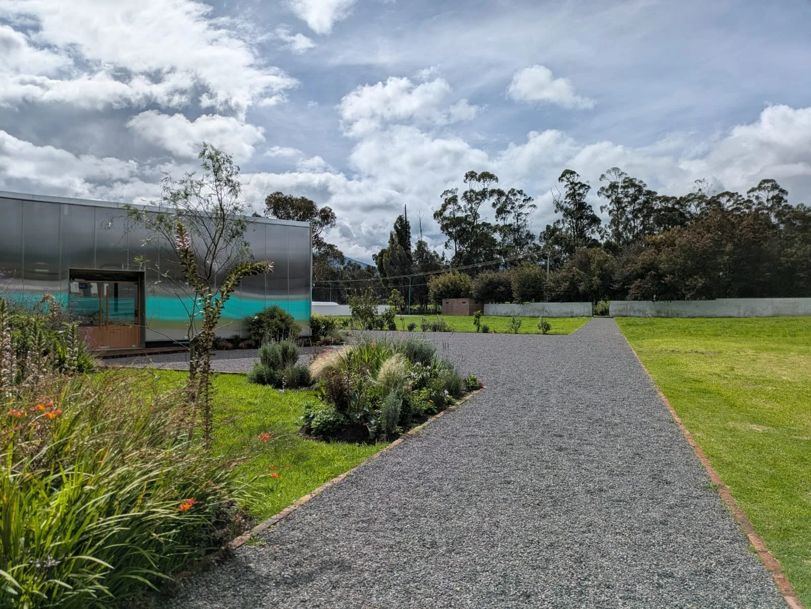 PHOTO-2025-04-11-06-06-06 4.jpg