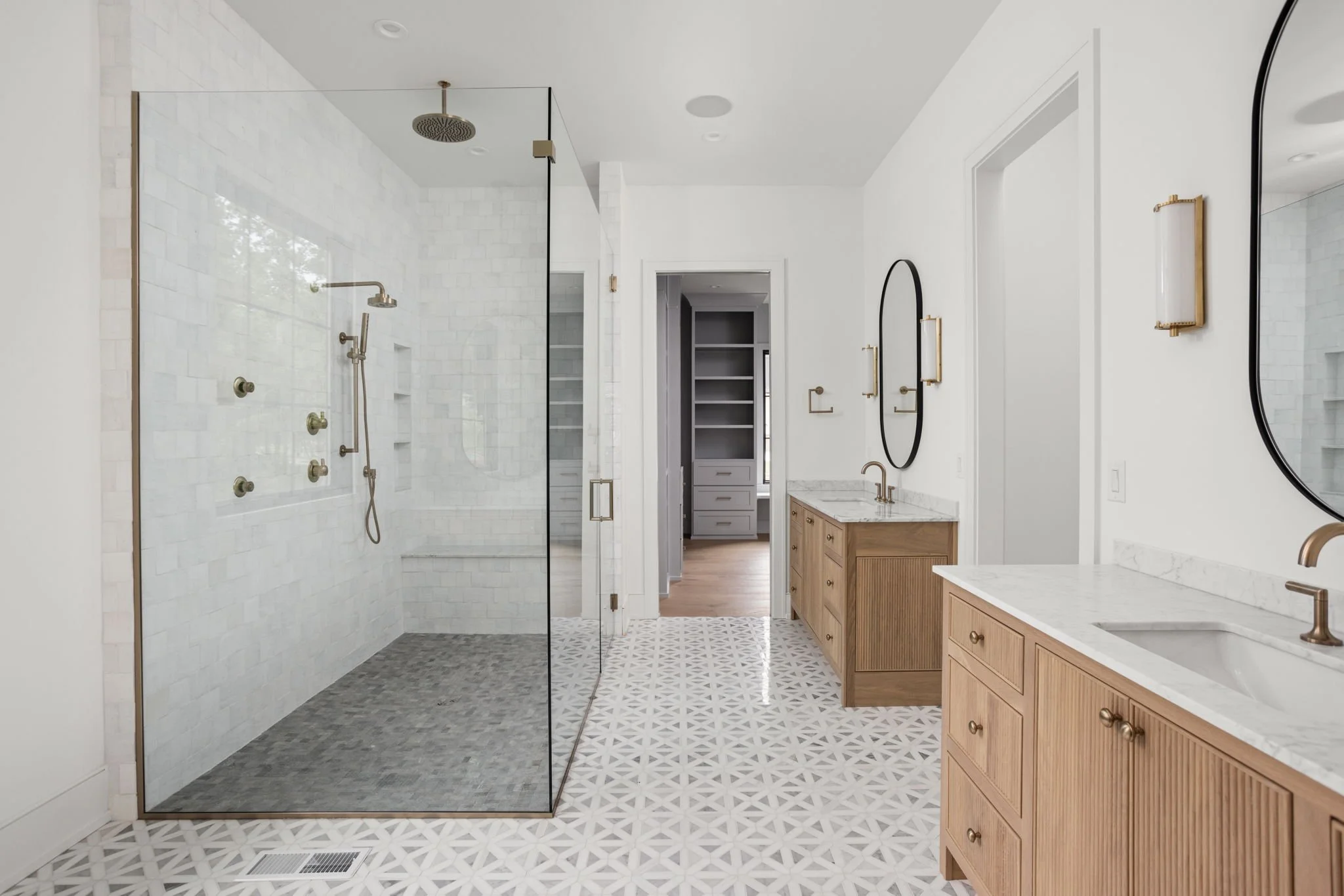 259-web-or-mls-20289-chatham-hills-blvd.jpg