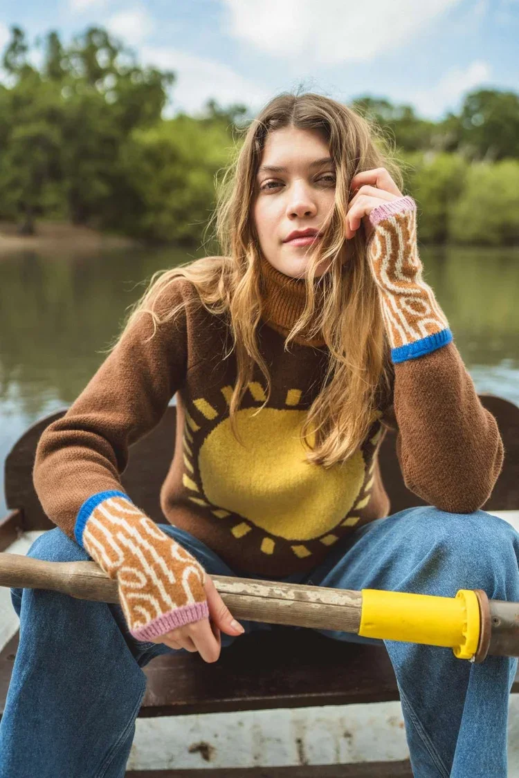 SunshineJumperBrown_S6_AW25_Heks_LoRes.jpg.webp