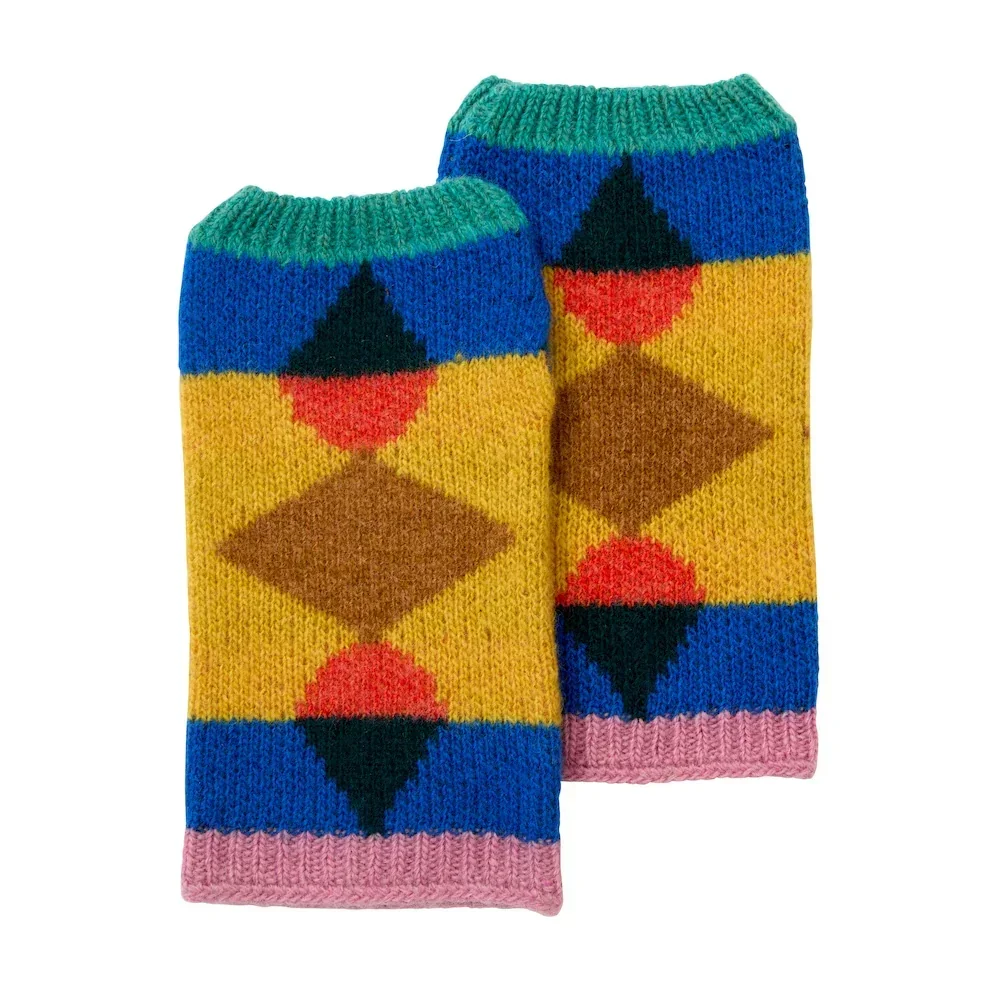 Accessories_StainedGlassWristwarmers_C1_AW25_LoRes.jpg.webp