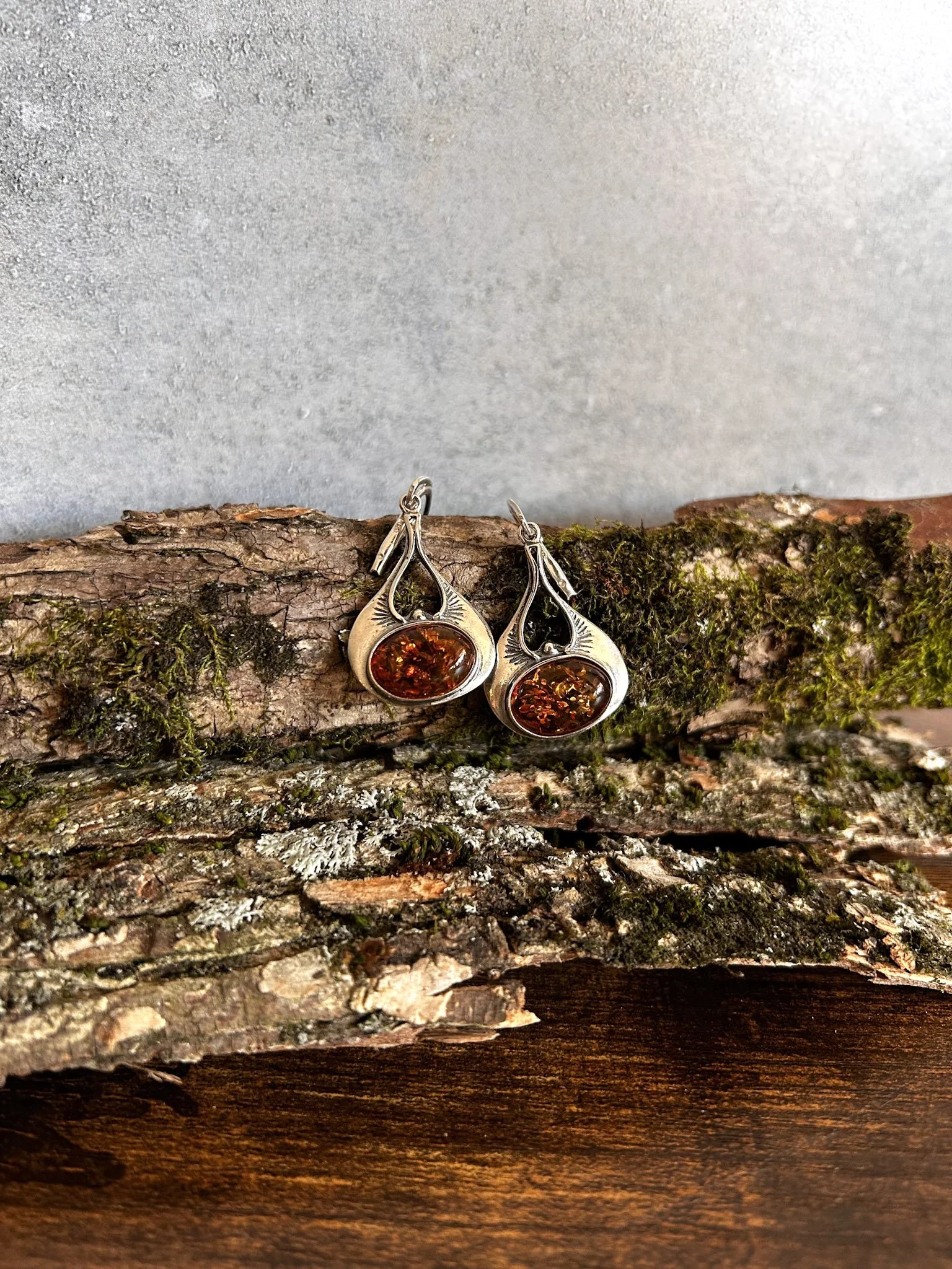 Pear shaped silver earrings with cognac amber, large