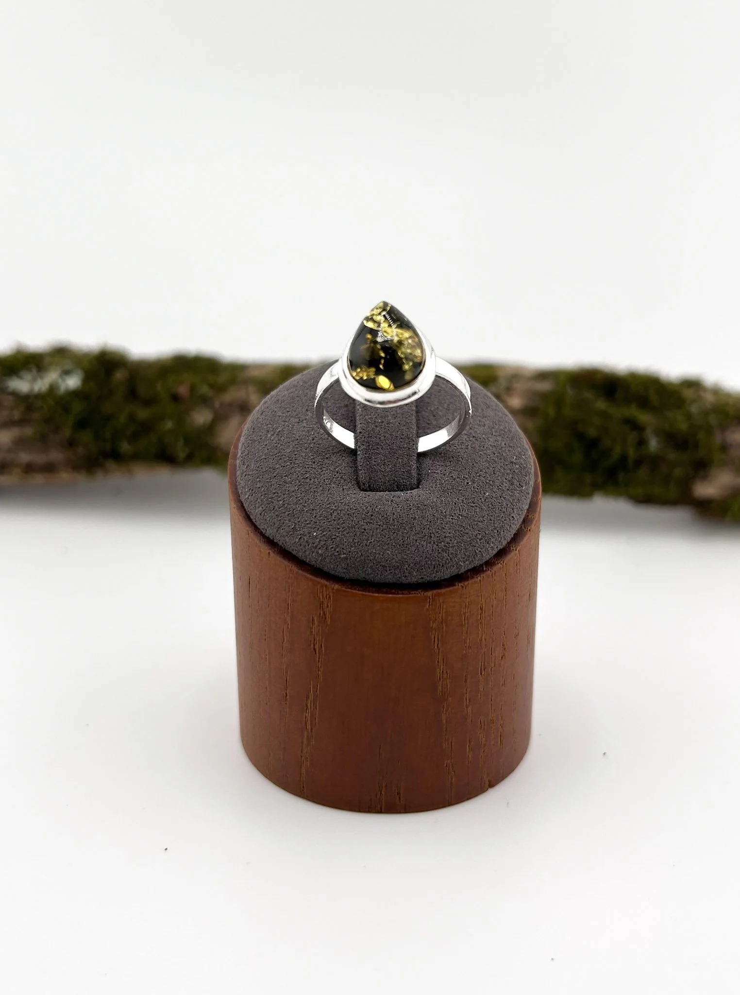 Pear Green Baltic Amber Ring | Sterling Silver