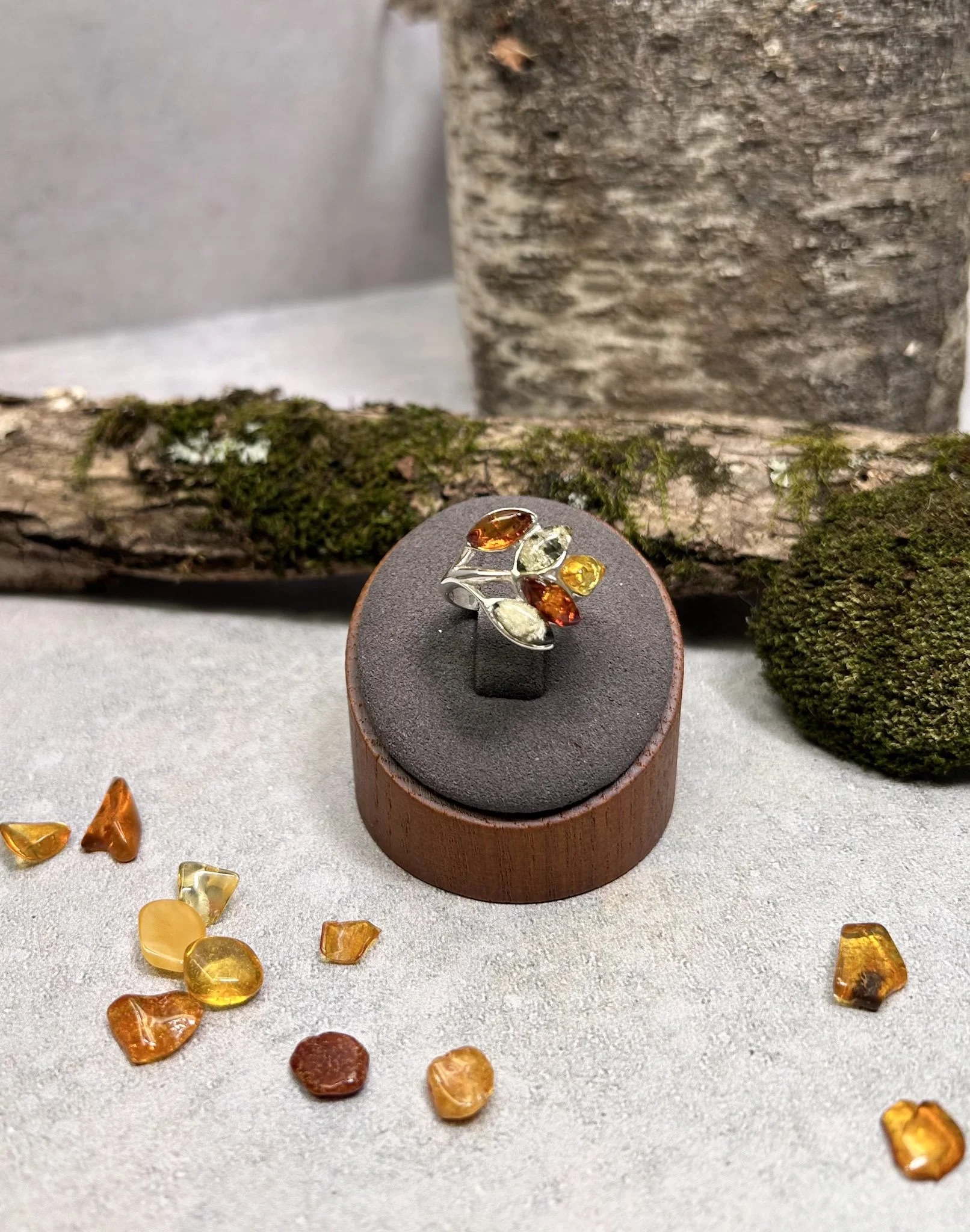 Willow | Sterling Silver Multi-Color Baltic Amber Leaf Ring