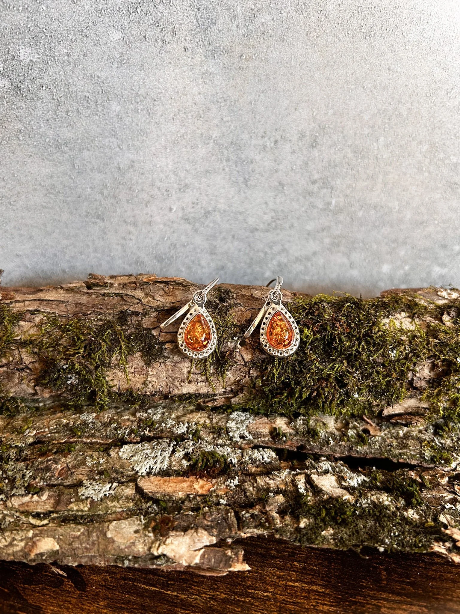 Tear shaped silver earrings with cognac amber, small