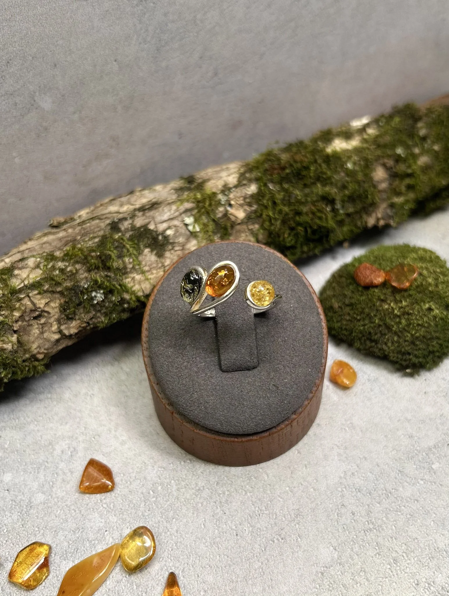 Linden | Sterling Silver Multi-Color Baltic Amber Ring