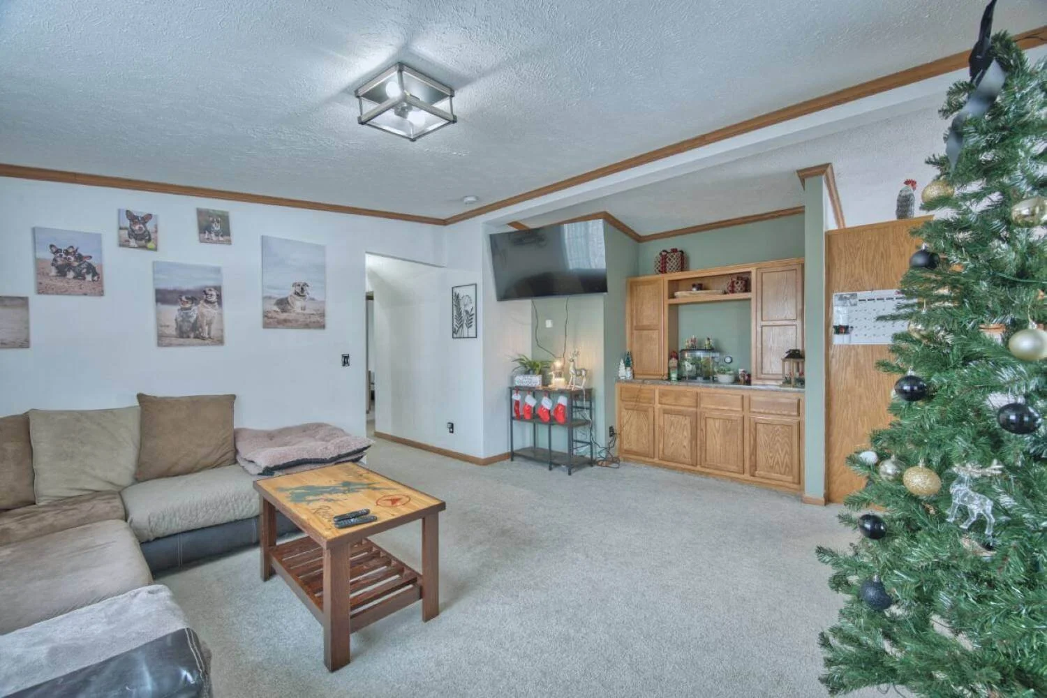 221 Deerwood Dr, Gilbert