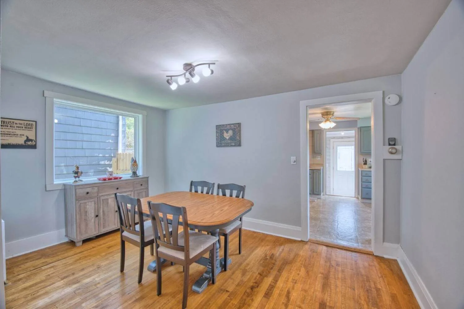 604 Cleveland St, Eveleth, MN