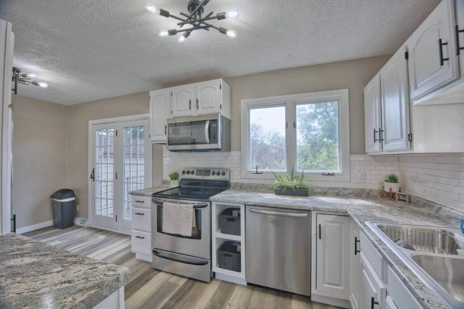 222 Arlington Rd, Hoyt Lakes, MN