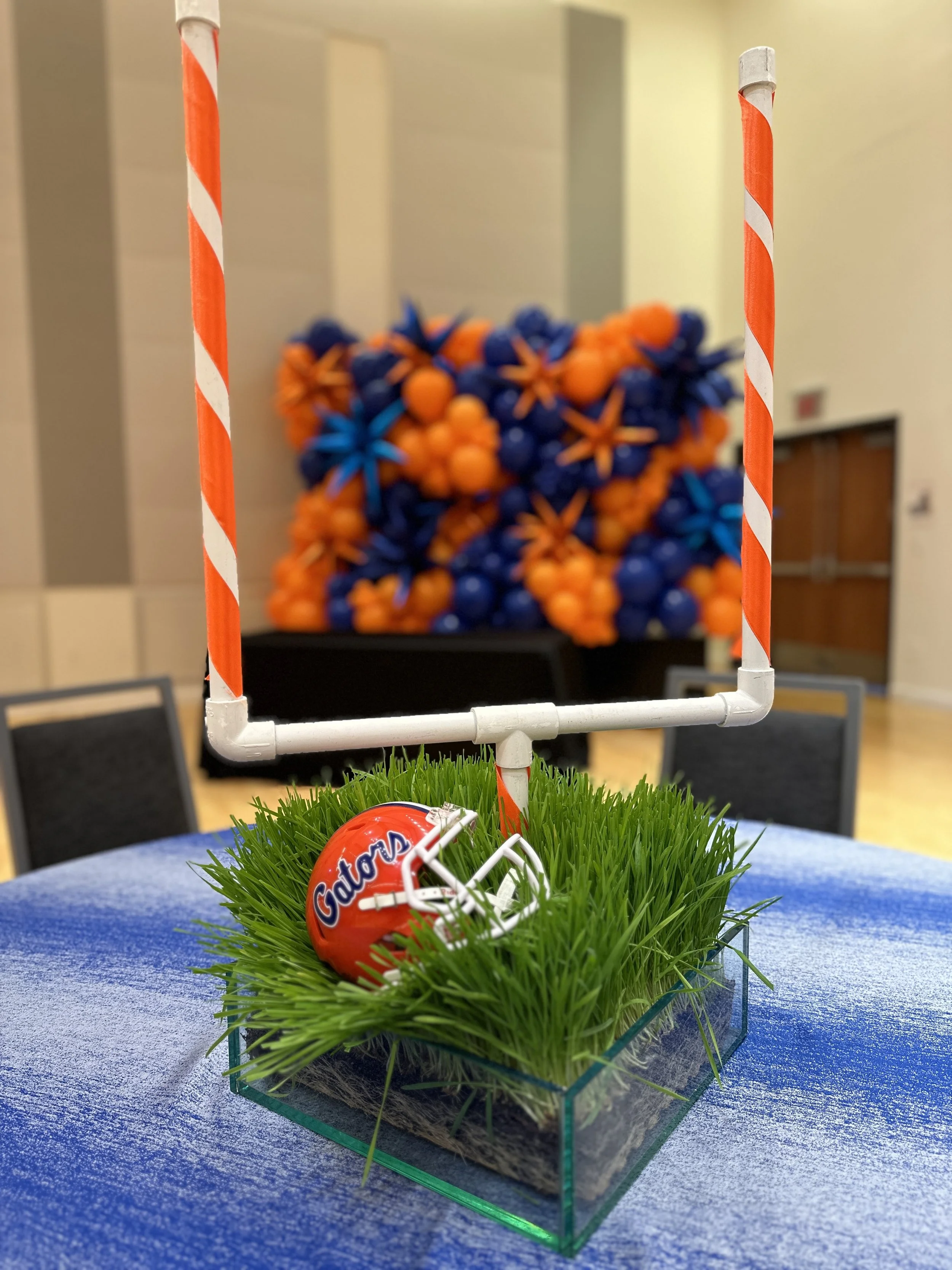 FL Gators Balloon Wall,  partnership with Balloons by Florally Yours