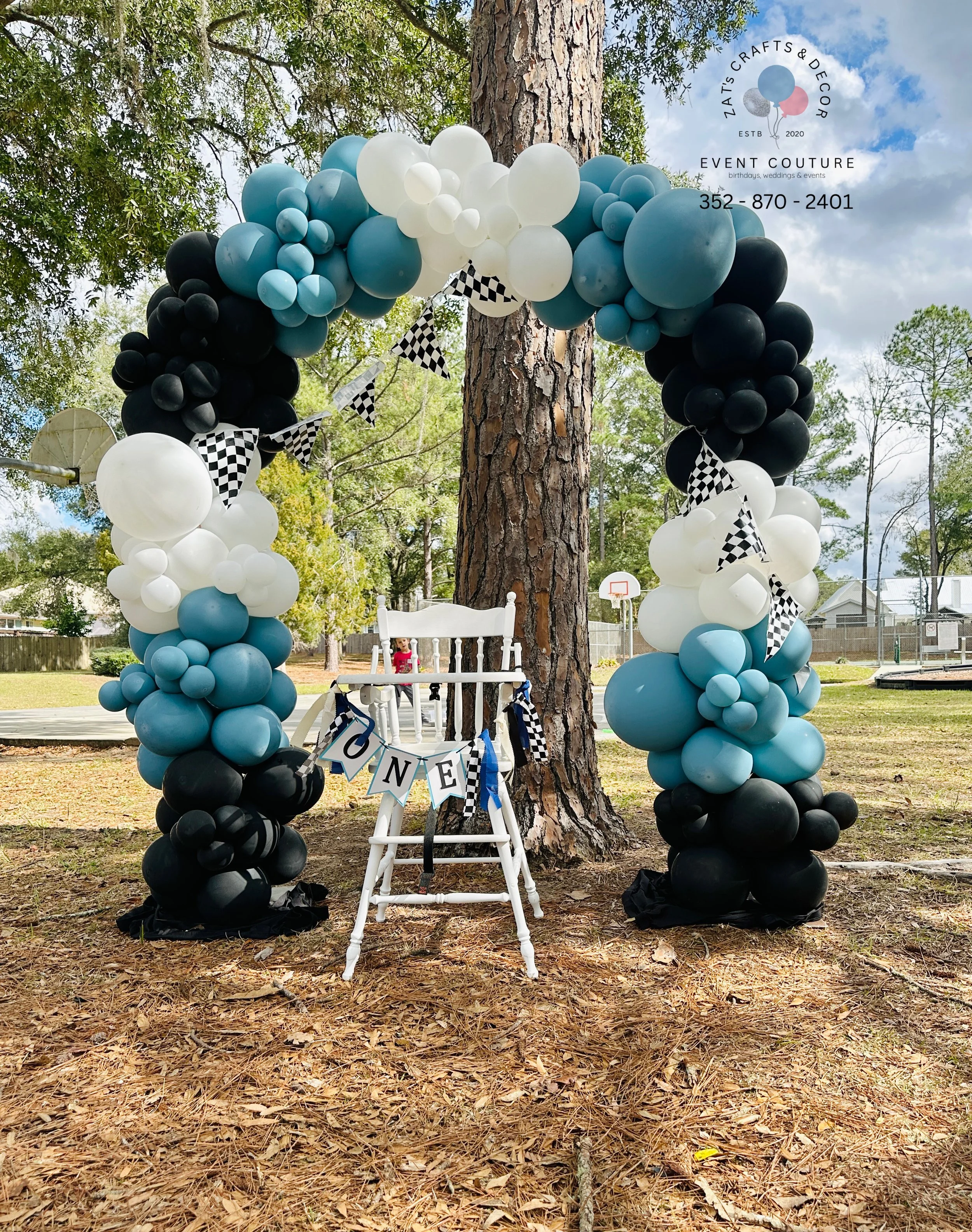Organic Balloon Arch (SM, 8ft tall by 6ft wide approx)